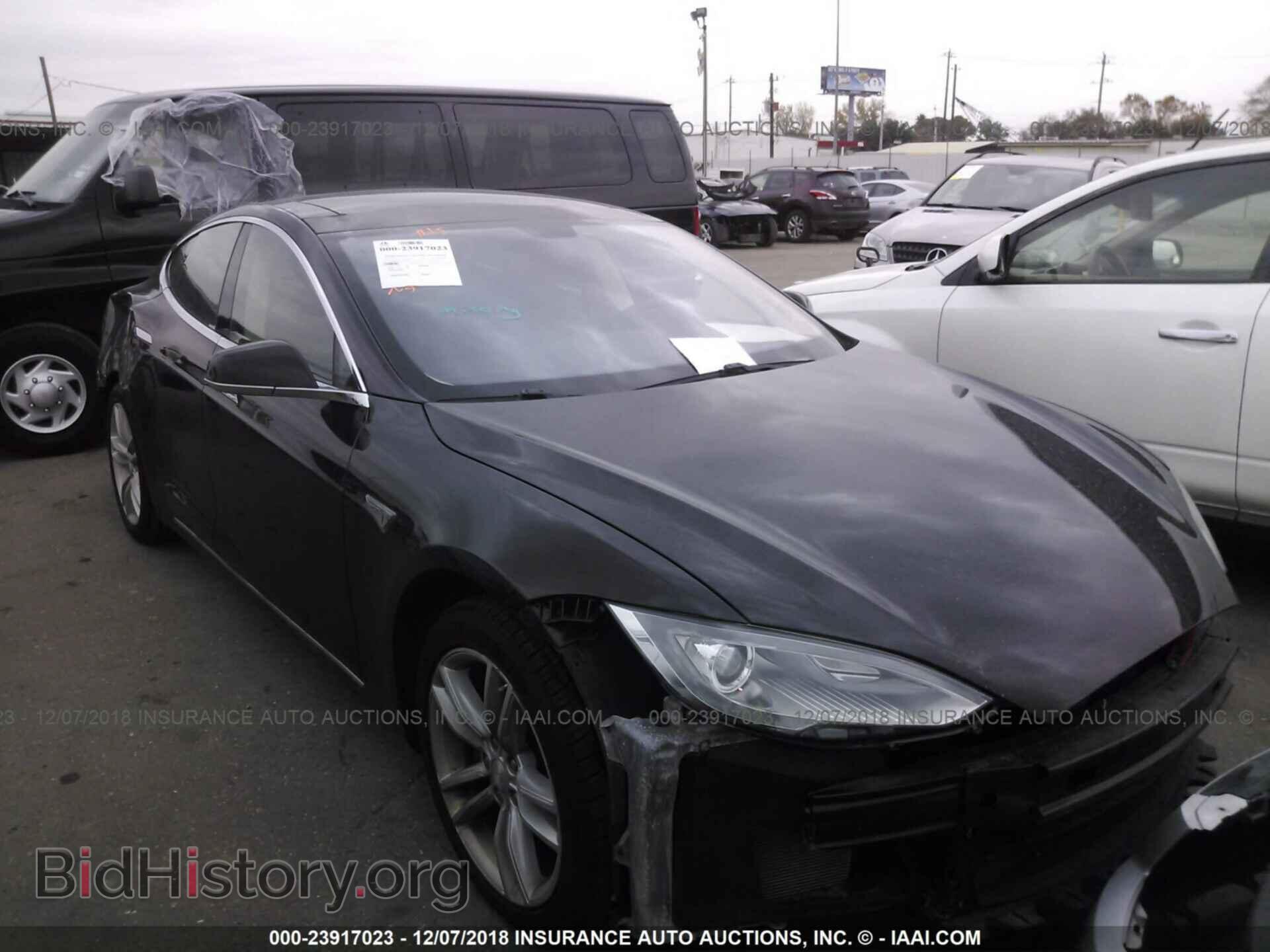 Фотография 5YJSA1CN0DFP27035 - TESLA MODEL S 2013