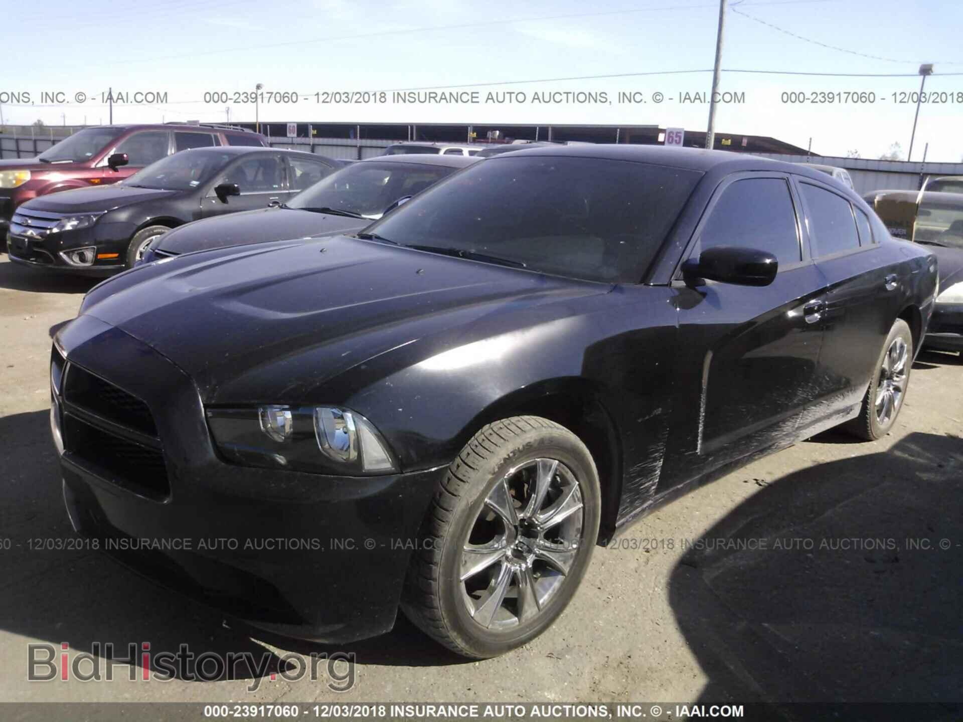 2012 Dodge Charger - VIN: 2C3CDXHG8CH270898 - Фото 2