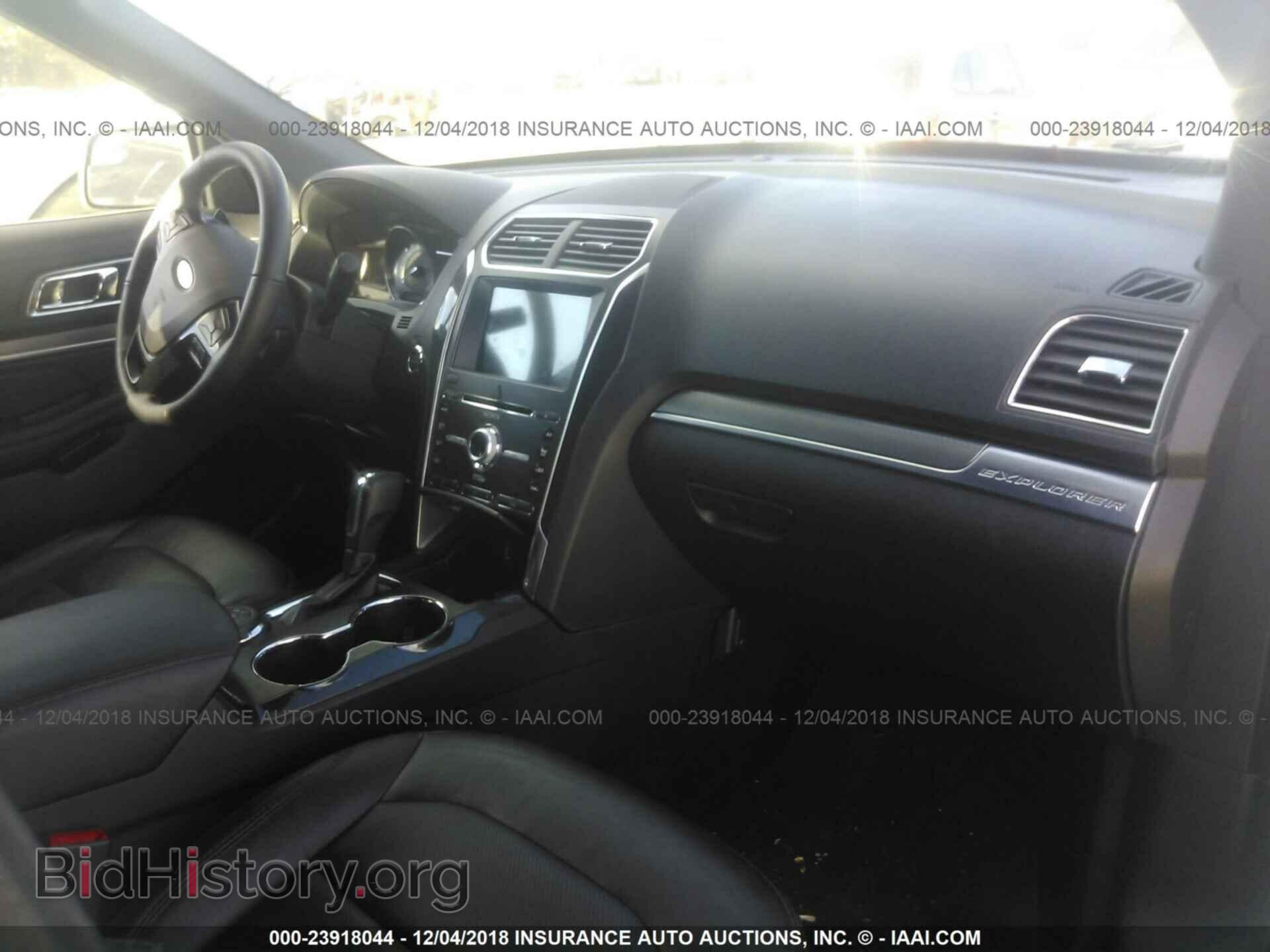 2018 Ford Explorer - VIN: 1FM5K8GT1JGB13457 - Фото 5
