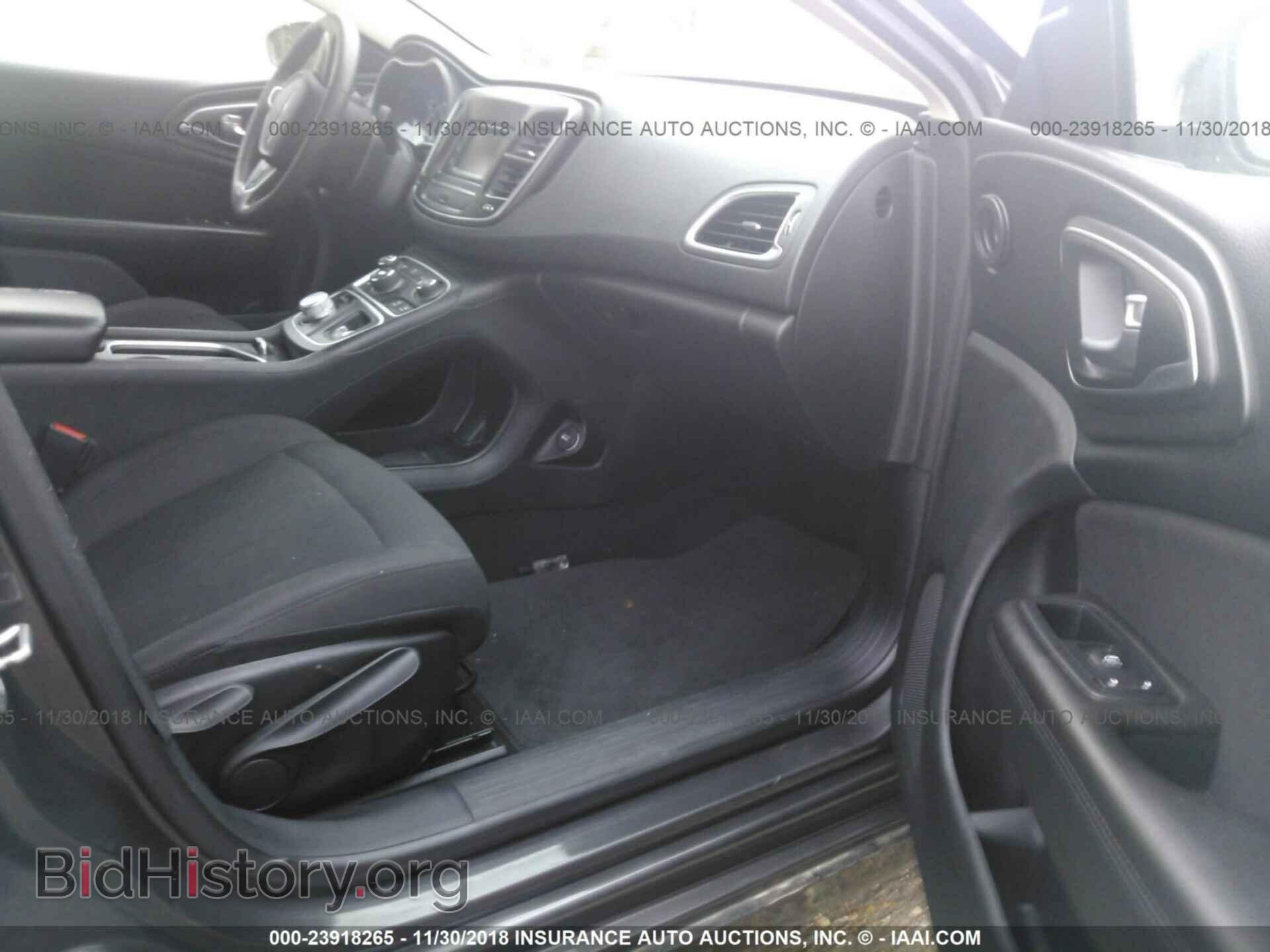 2015 Chrysler 200 - VIN: 1C3CCCAB3FN753477 - Фото 5