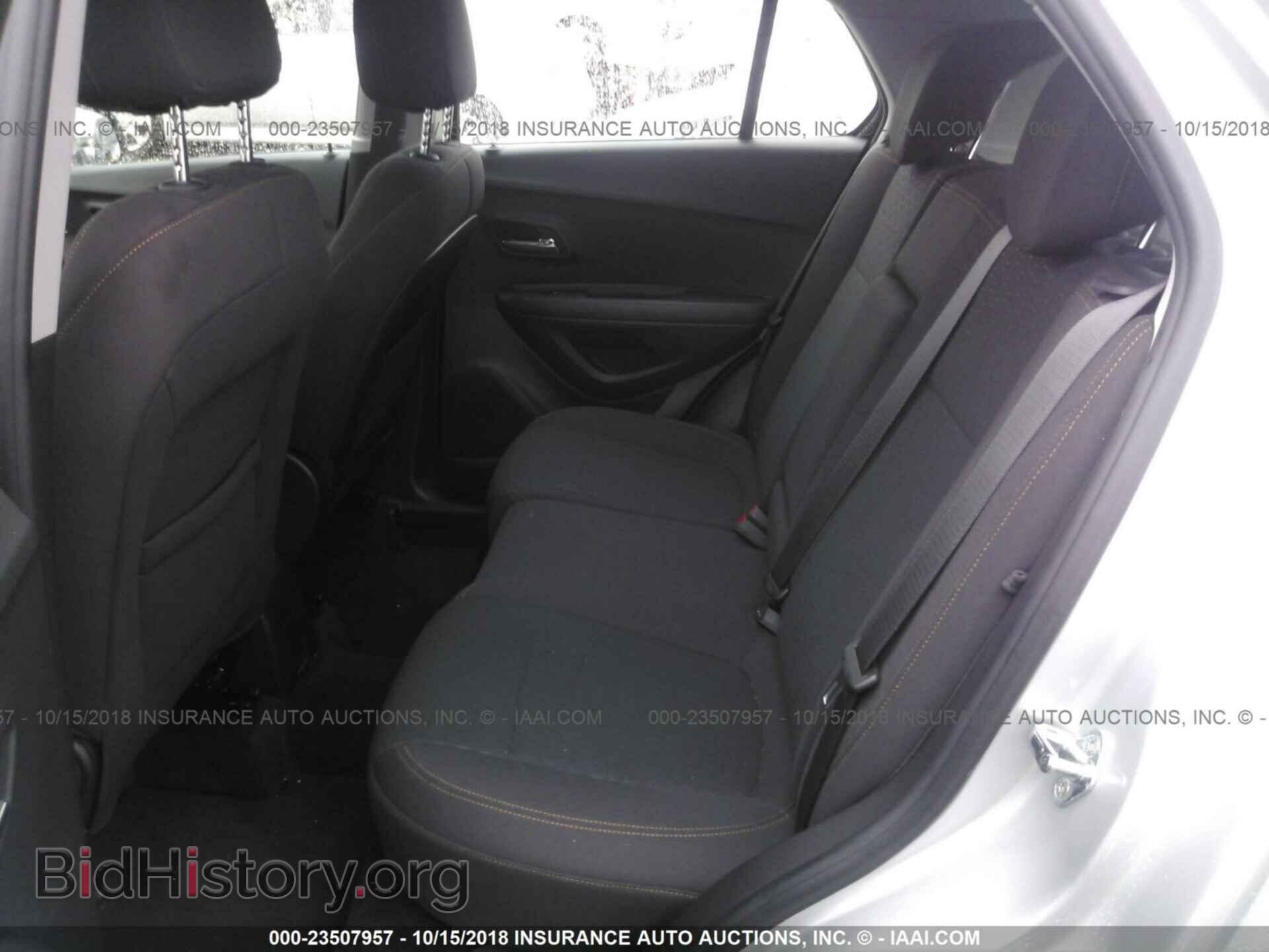 2018 CHEVROLET TRAX - VIN: KL7CJNSB4JB605924 - Фото 8