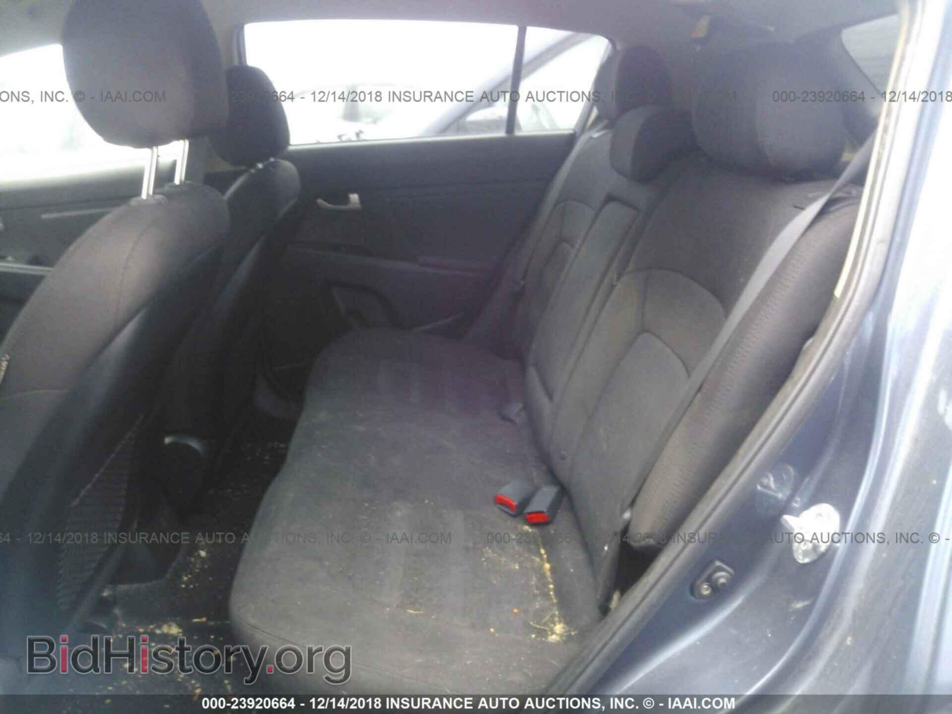 2012 Kia Sportage - VIN: KNDPBCA21C7236162 - Фото 8