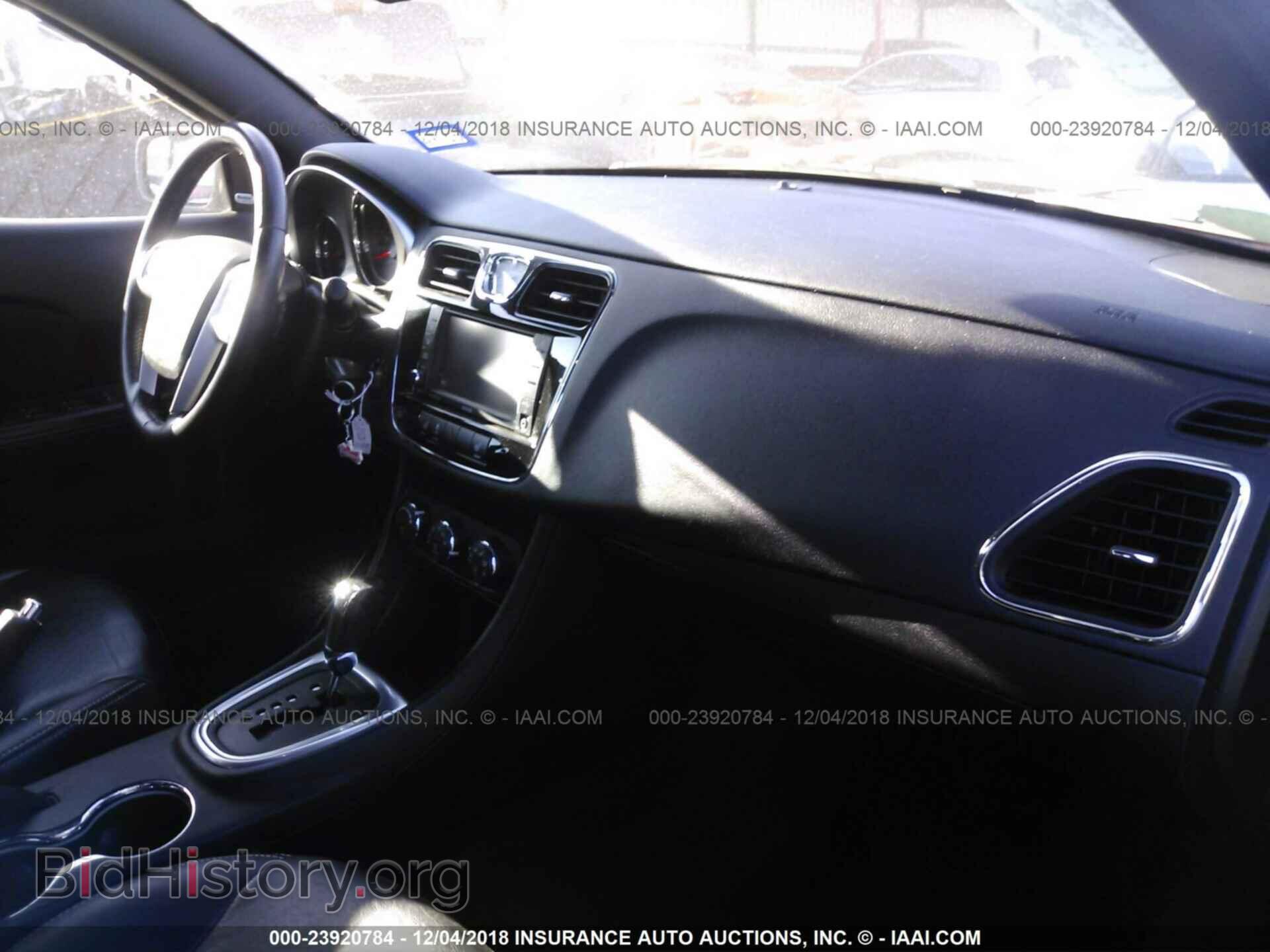 2012 CHRYSLER 200 - VIN: 1C3CCBHG6CN160042 - Фото 5
