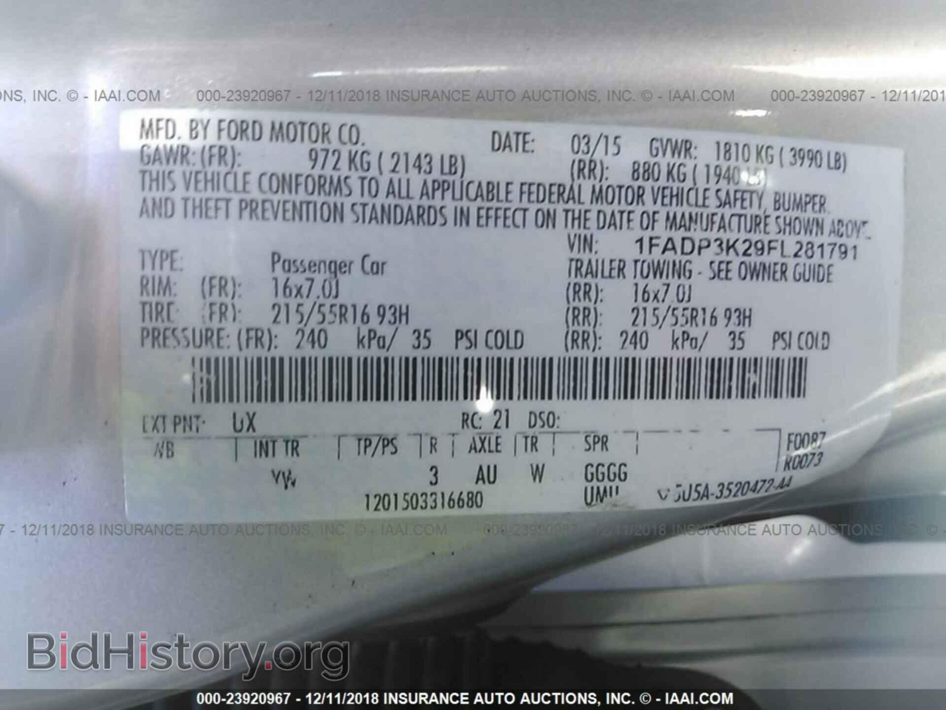 2015 Ford Focus - VIN: 1FADP3K29FL281791 - Photo 9