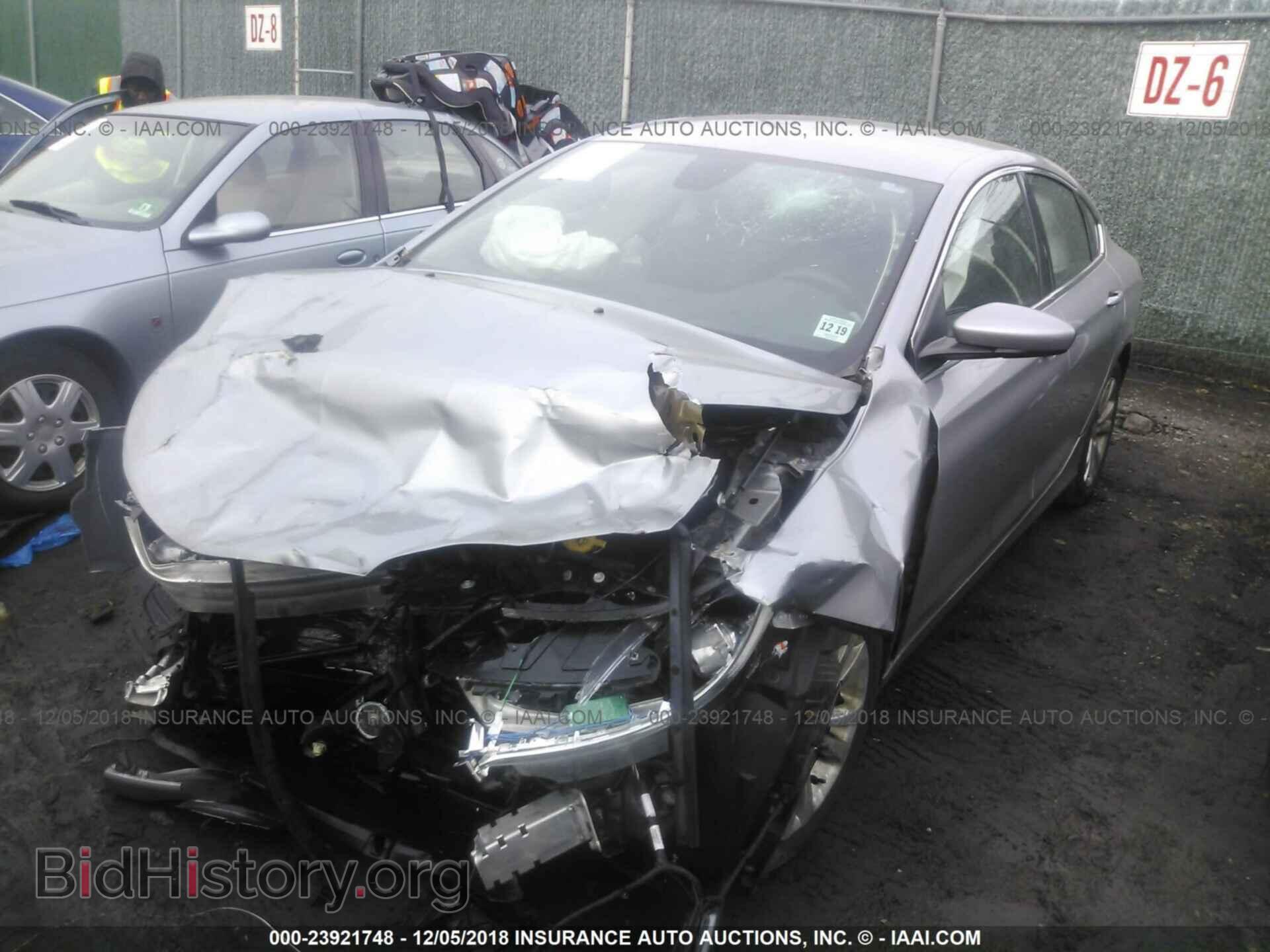 2015 CHRYSLER 200 - VIN: 1C3CCCAB1FN561135 - Photo 2