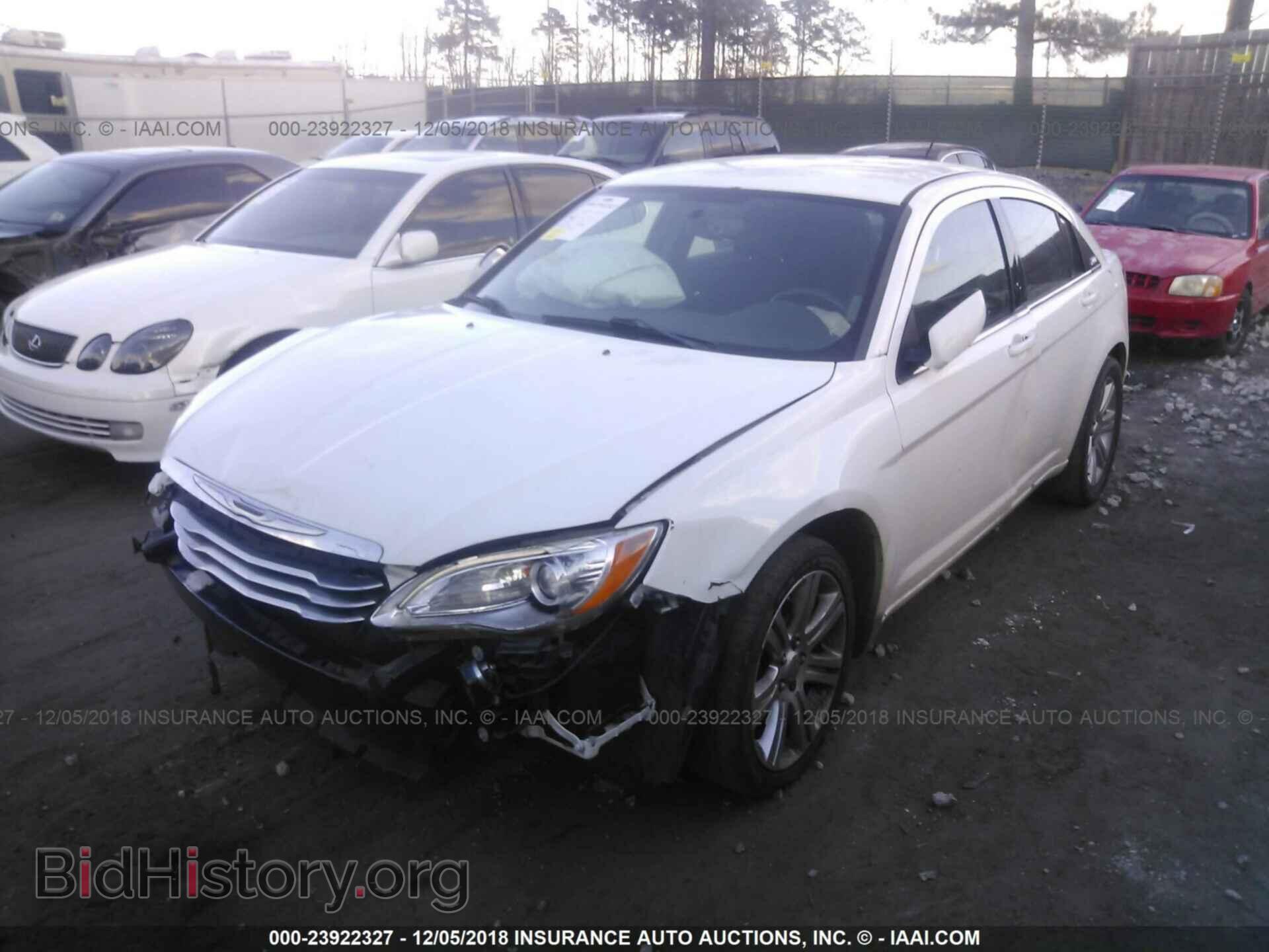 2013 CHRYSLER 200 - VIN: 1C3CCBBB0DN515446 - Photo 2