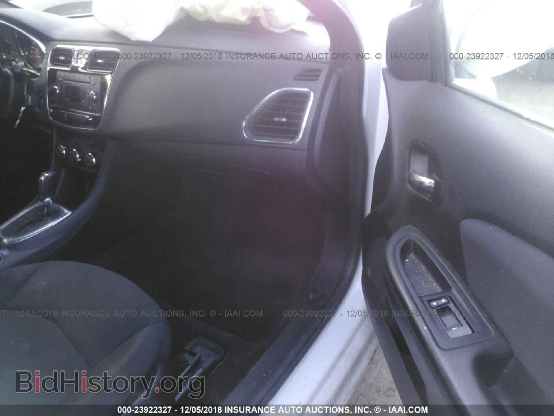 2013 CHRYSLER 200 - VIN: 1C3CCBBB0DN515446 - Photo 5