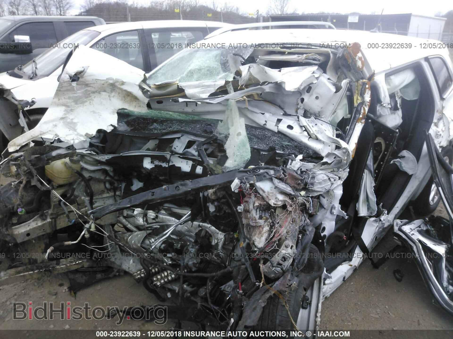 2015 JEEP CHEROKEE - VIN: 1C4PJMCS7FW558675 - Photo 2