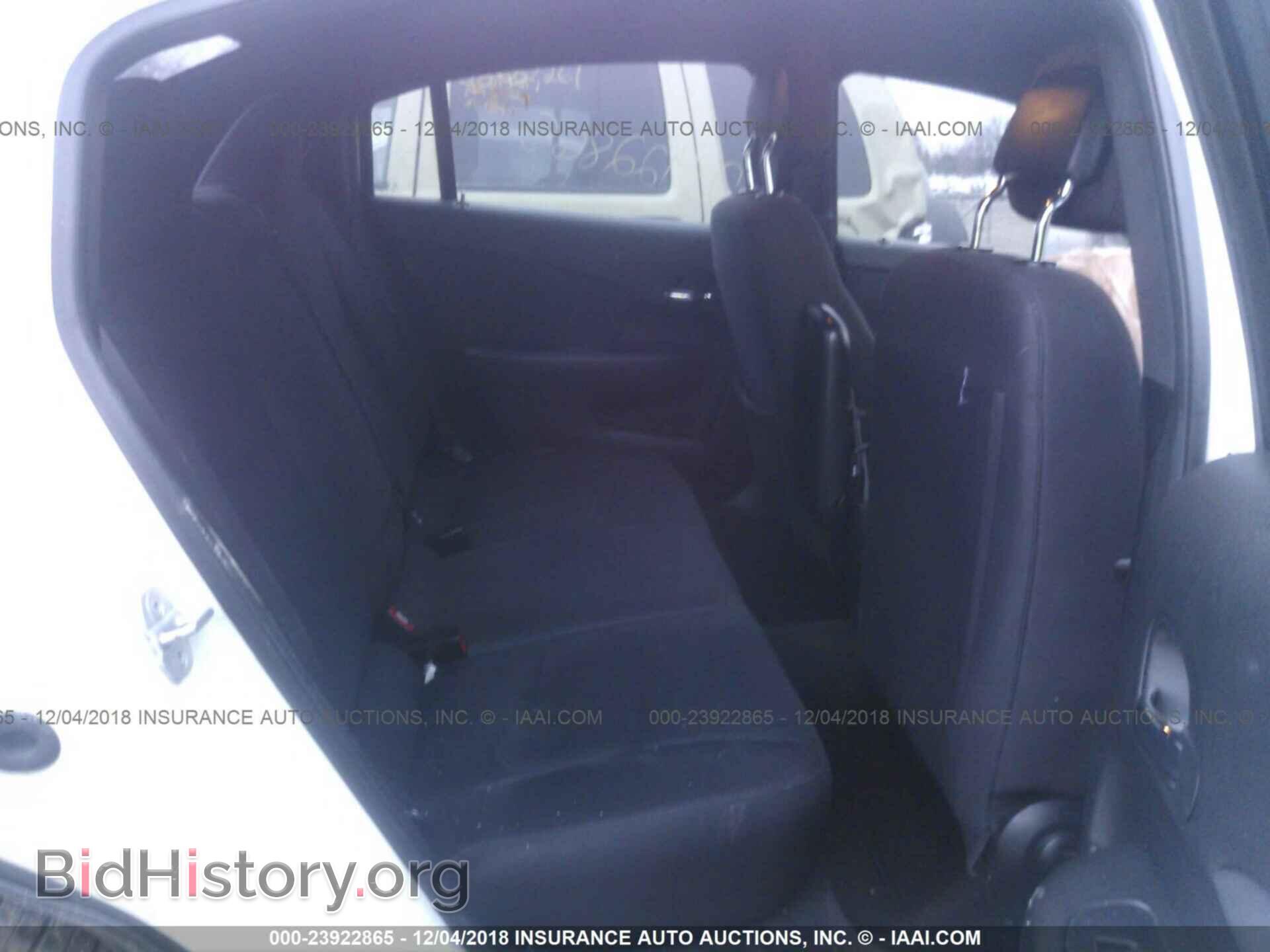 2012 CHRYSLER 200 - VIN: 1C3CCBAB9CN271621 - Фото 8