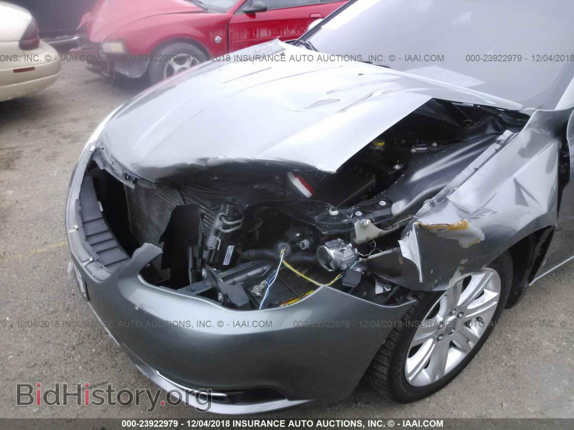 2012 CHRYSLER 200 - VIN: 1C3CCBBB8CN130764 - Фото 6
