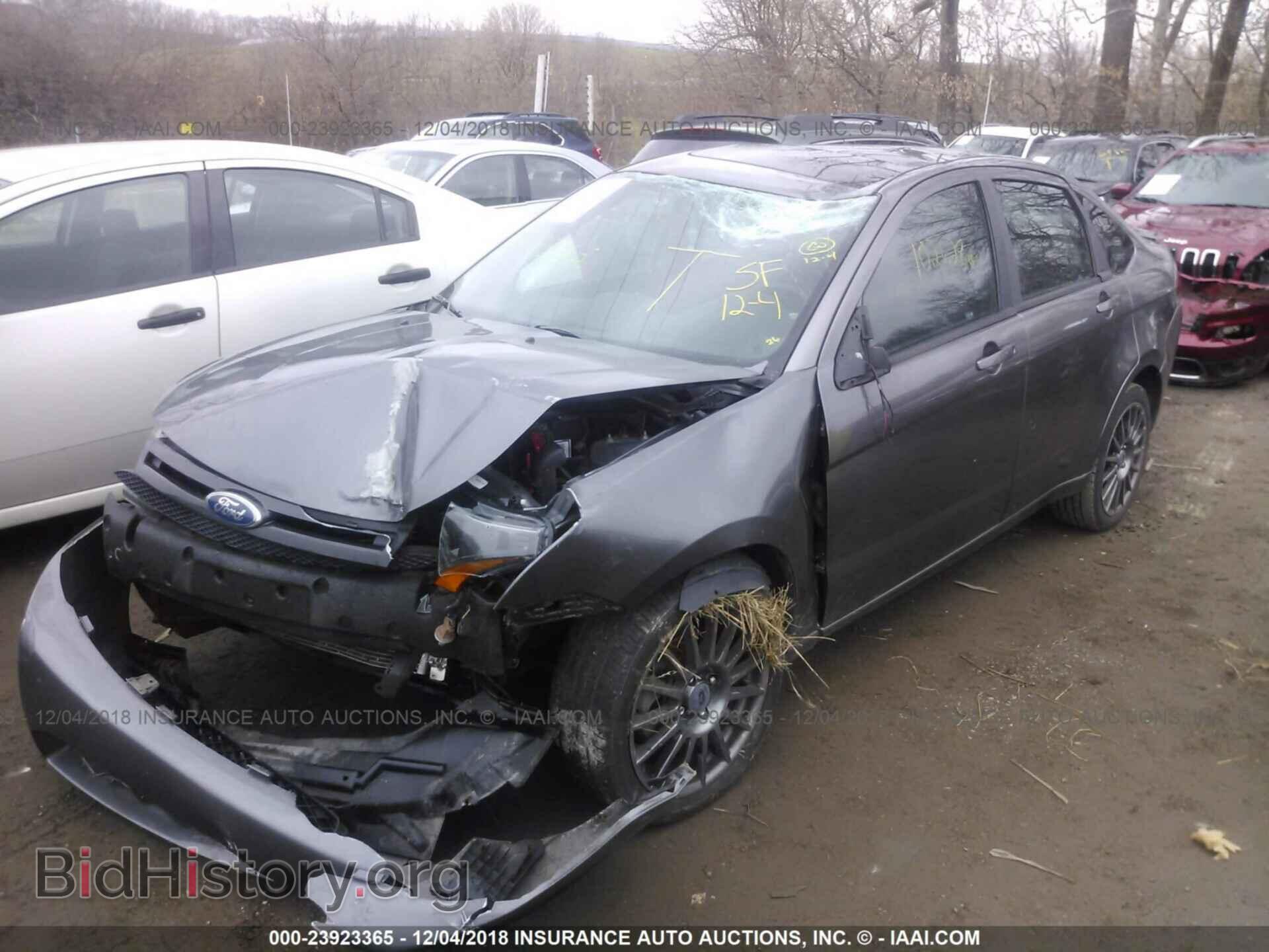 2011 FORD FOCUS - VIN: 1FAHP3GN0BW163464 - Фото 2
