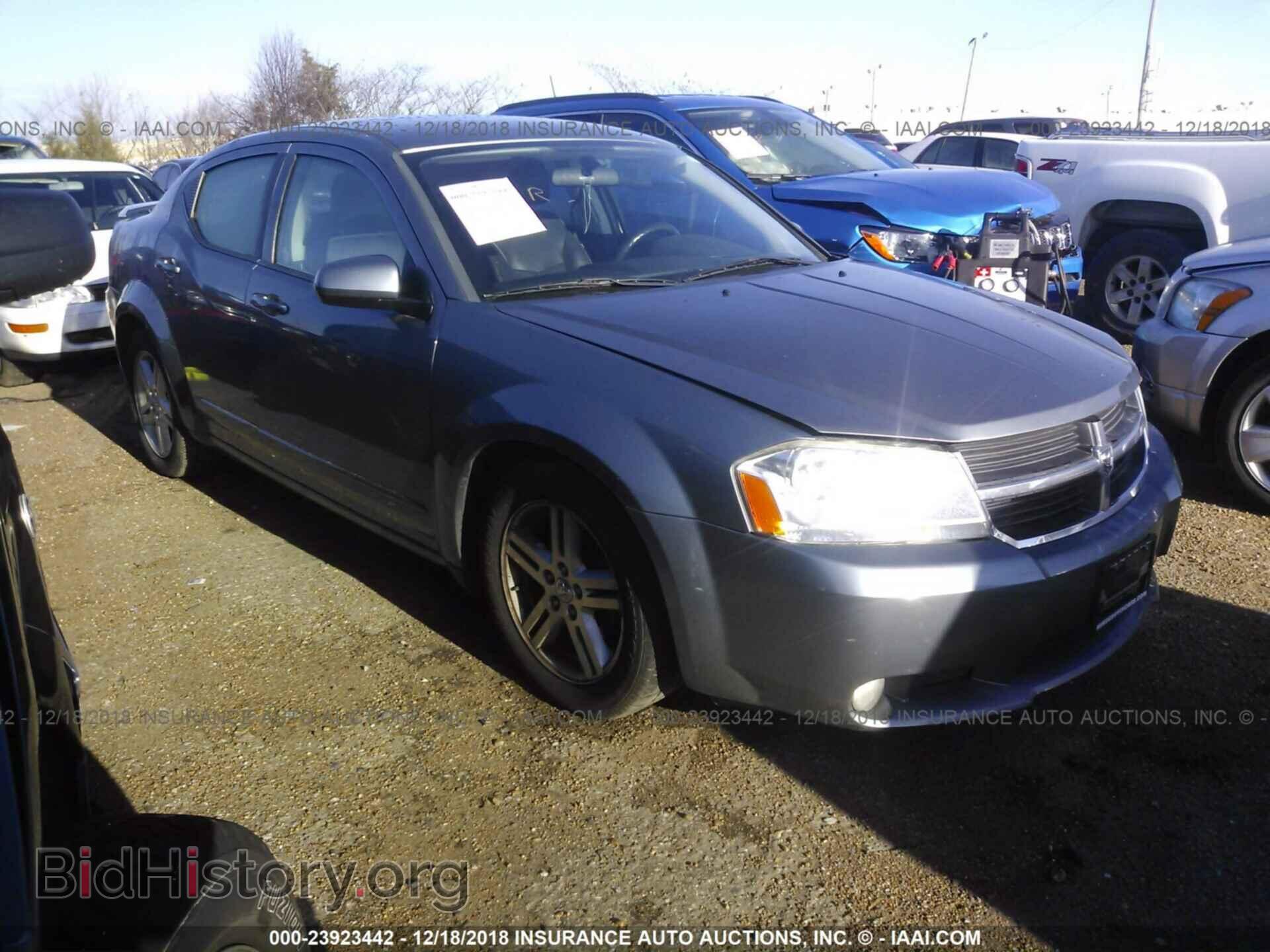 Photo 1B3CC5FB7AN149196 - DODGE AVENGER 2010