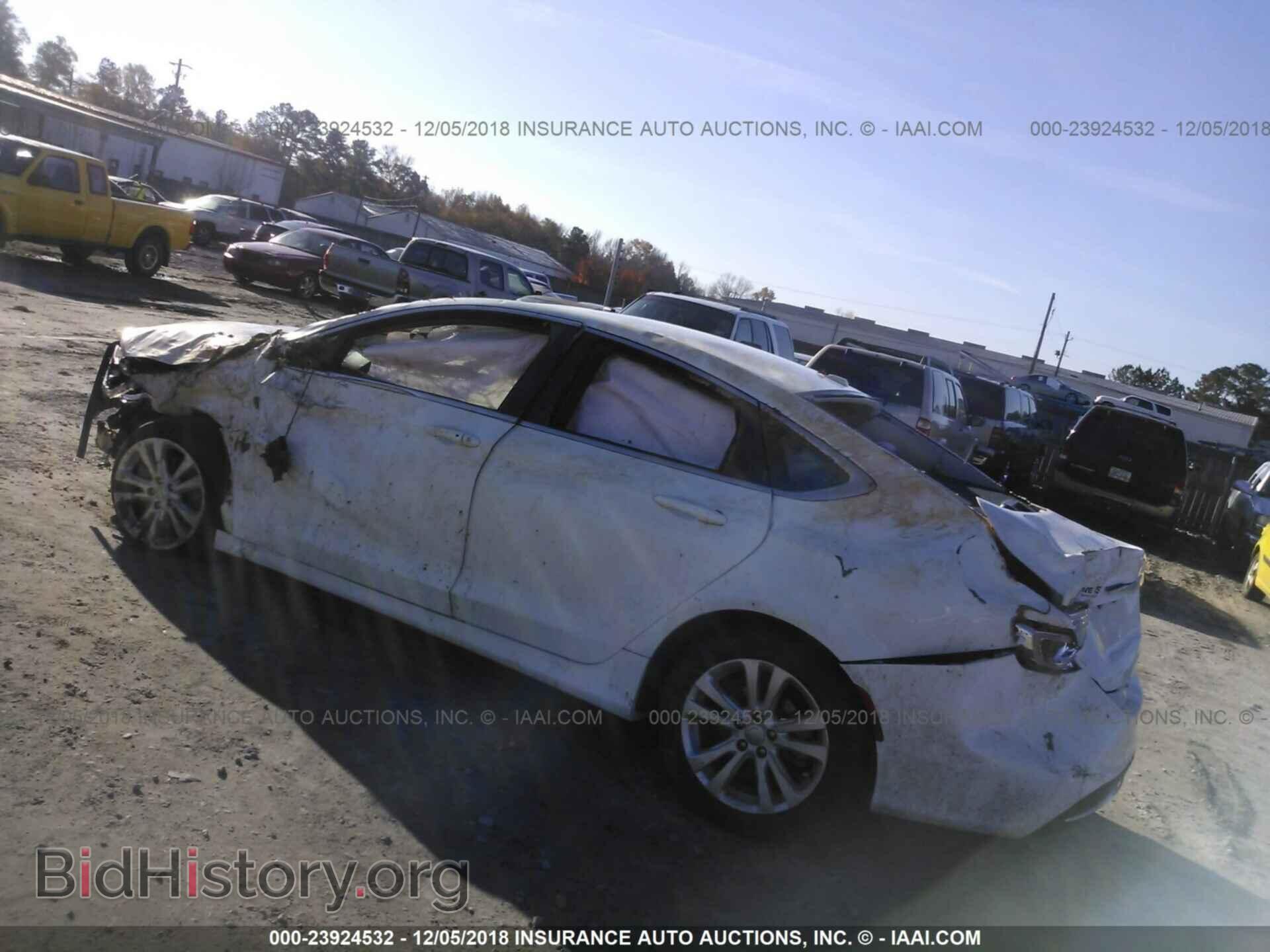 2015 CHRYSLER 200 - VIN: 1C3CCCAB3FN719152 - Фото 3