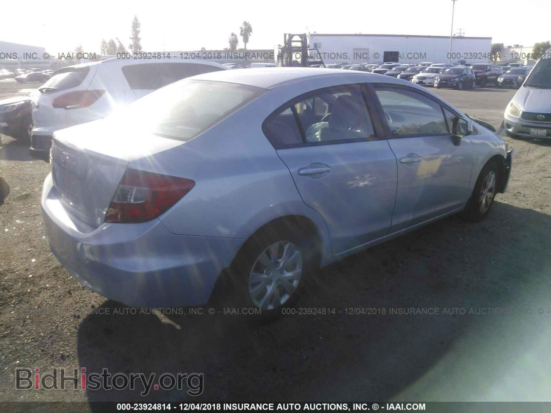 2012 Honda Civic - VIN: 19XFB2F58CE307253 - Photo 4