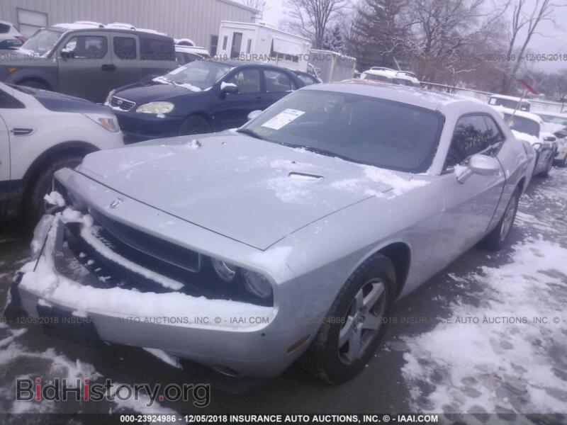 2010 Dodge CHALLENGER (VIN 2B3CJ4DV8AH320866) — photo 2 of 10