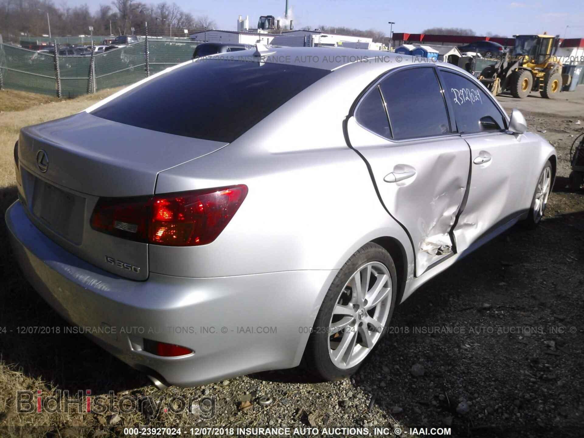 2007 LEXUS IS - VIN: JTHBE262072010975 - Photo 4