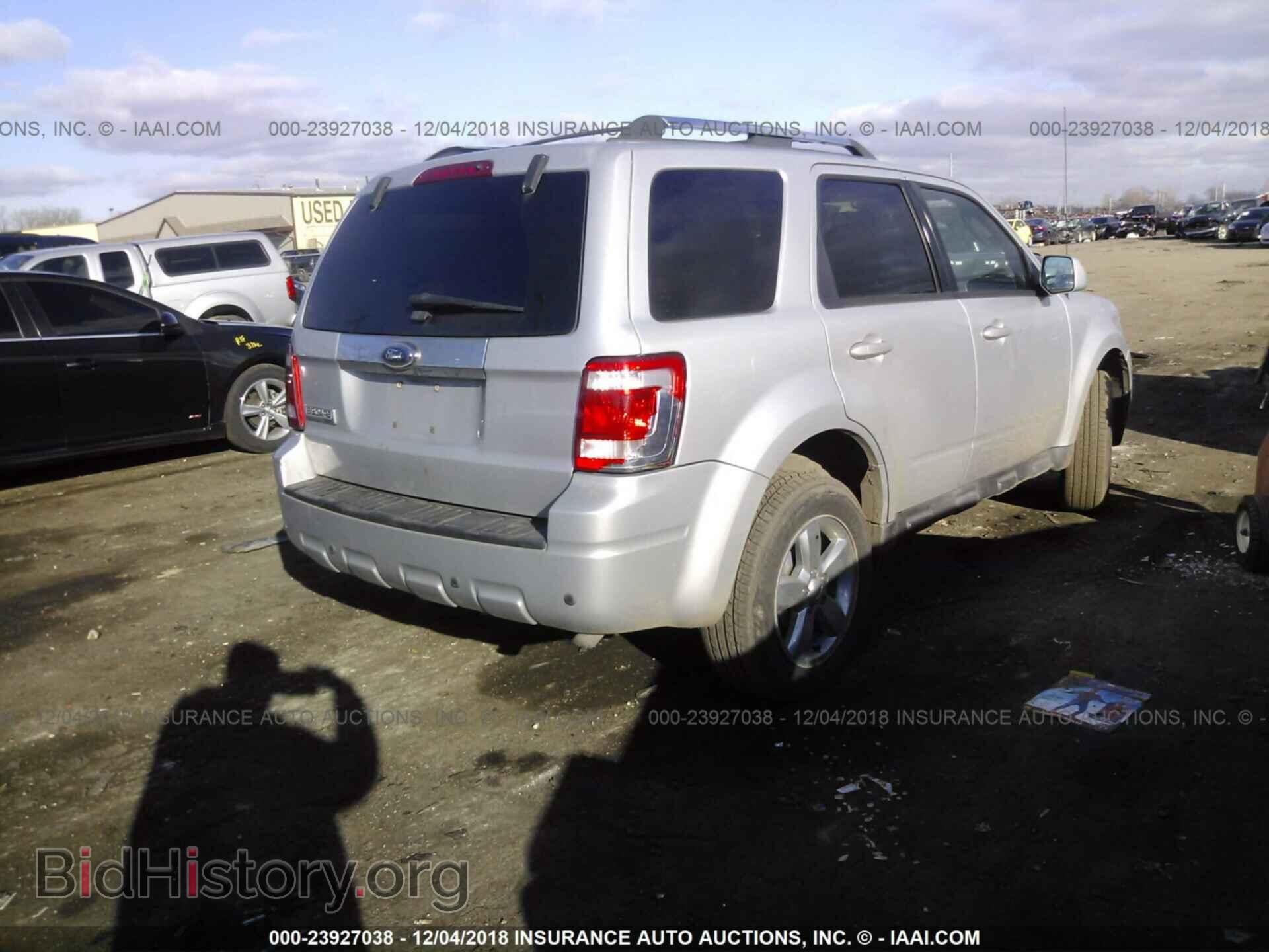 2009 FORD ESCAPE - VIN: 1FMCU04779KC79744 - Фото 4