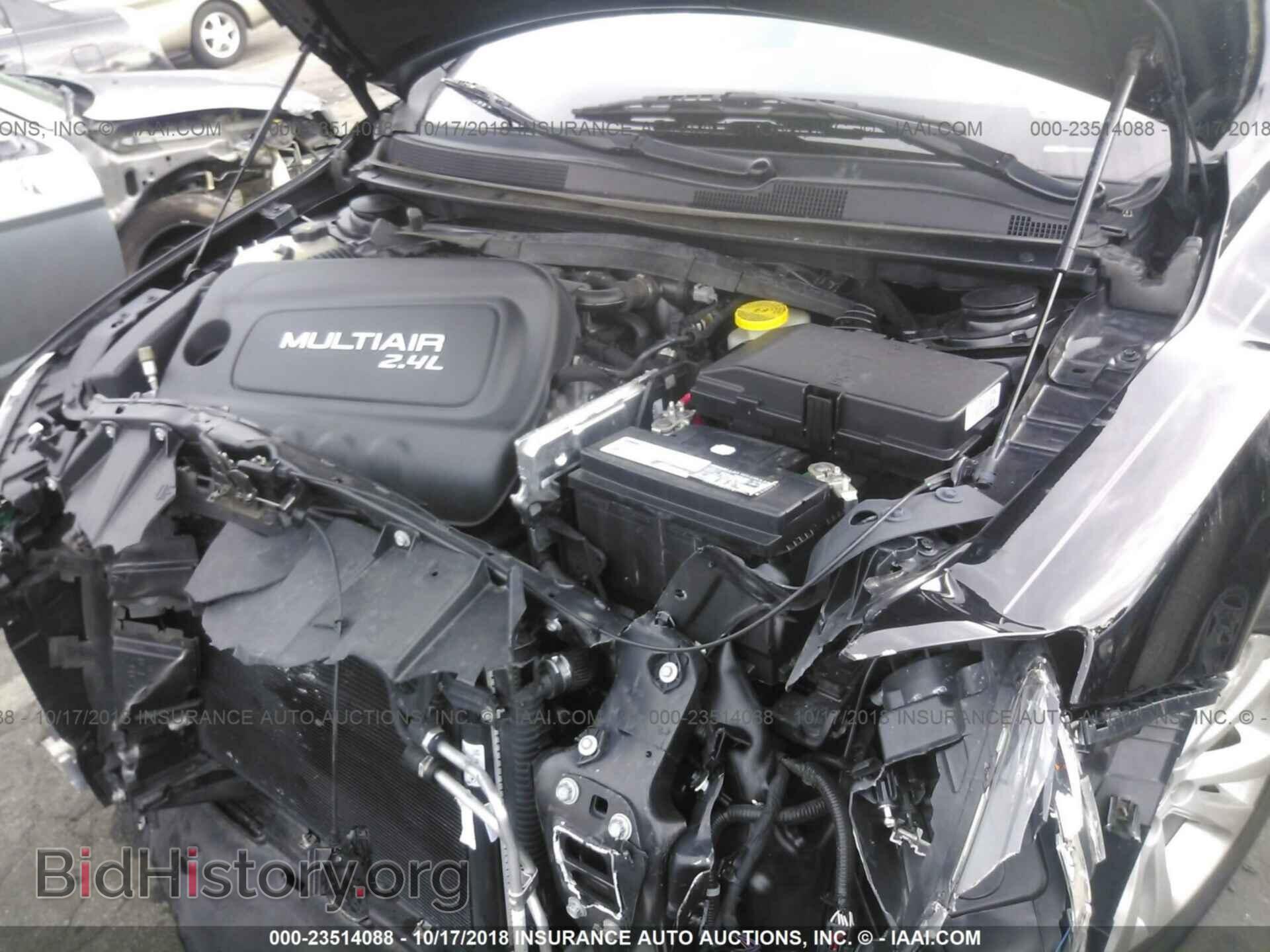 2016 CHRYSLER 200 - VIN: 1C3CCCAB9GN190923 - Фото 10