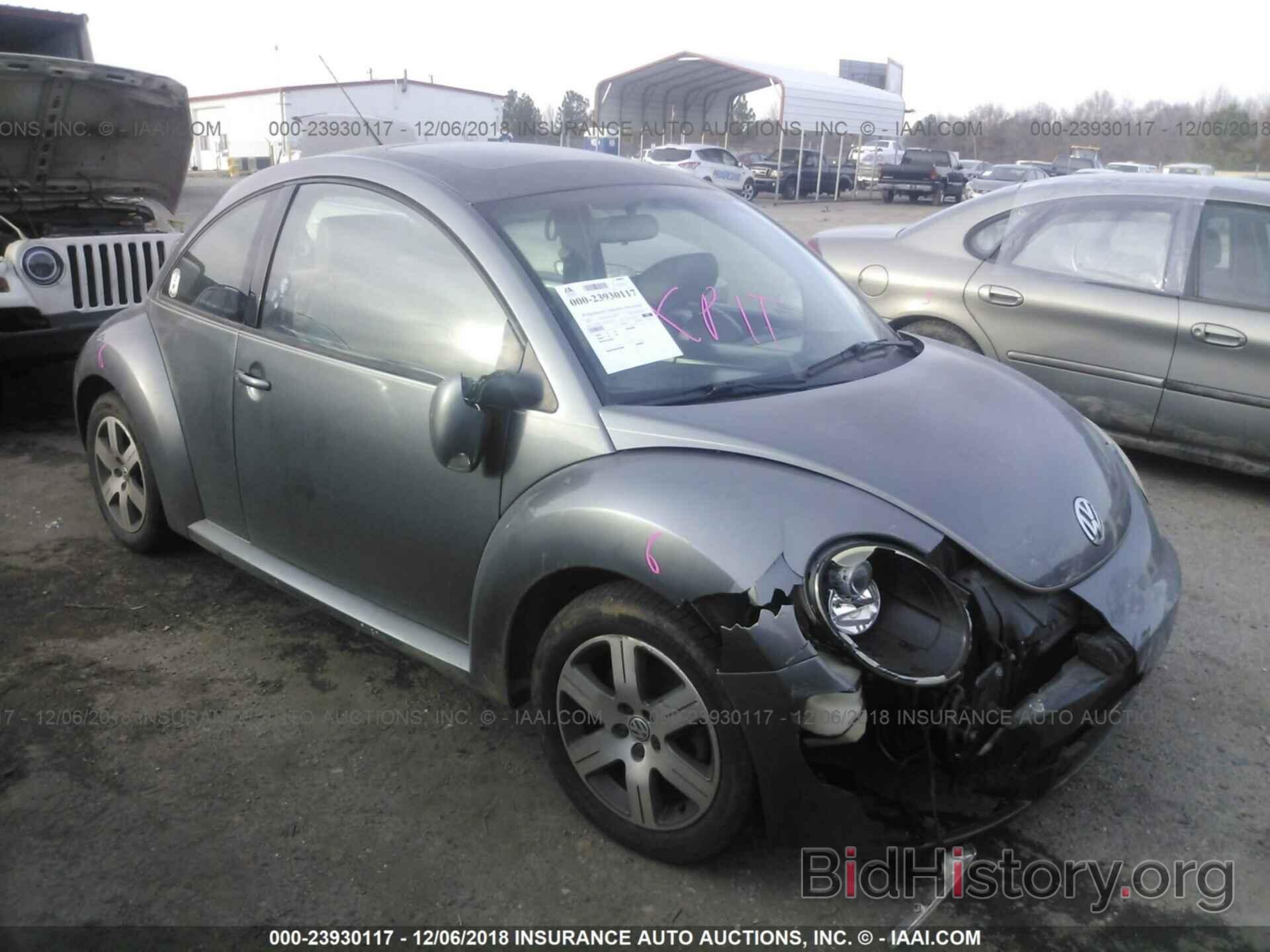 Photo 3VWRW31C66M410482 - VOLKSWAGEN NEW BEETLE 2006