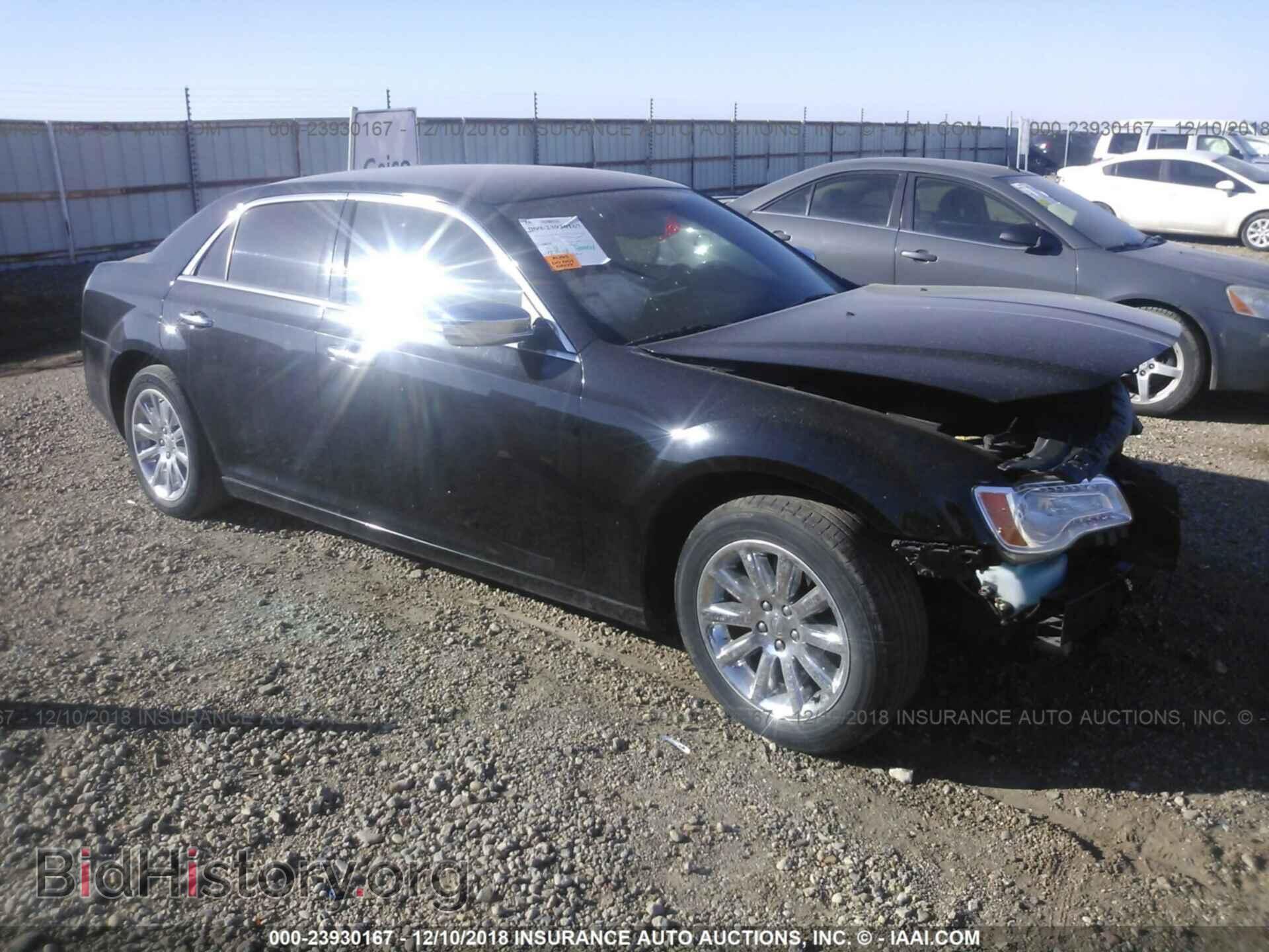 Фотография 2C3CCAET5DH508130 - CHRYSLER 300C 2013
