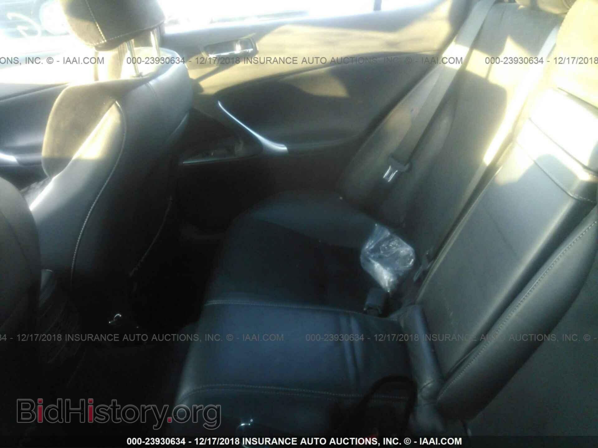 2011 LEXUS IS - VIN: JTHBF5C20B5139728 - Photo 8