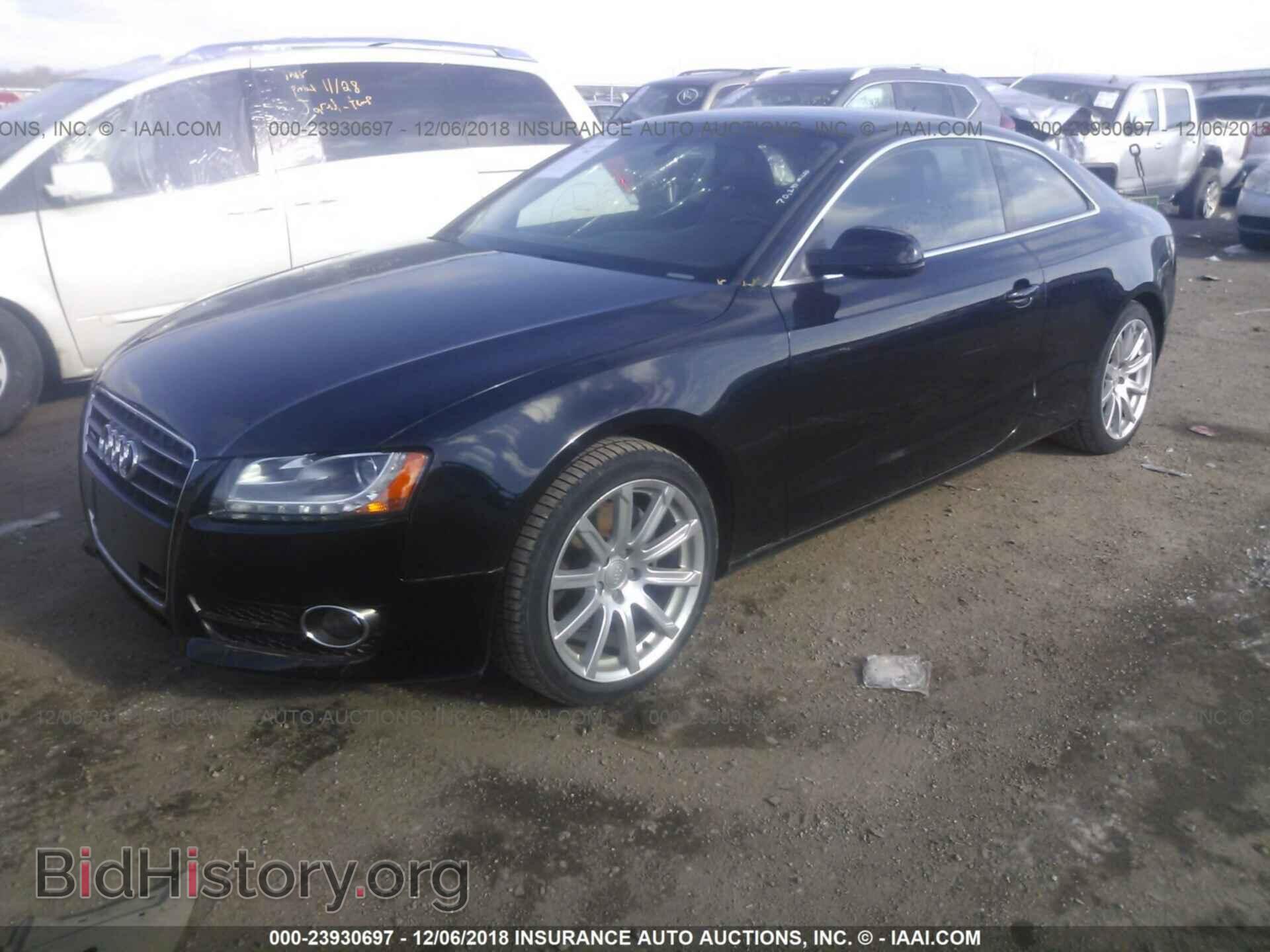 2011 AUDI A5 - VIN: WAULFAFR3BA013083 - Фото 2