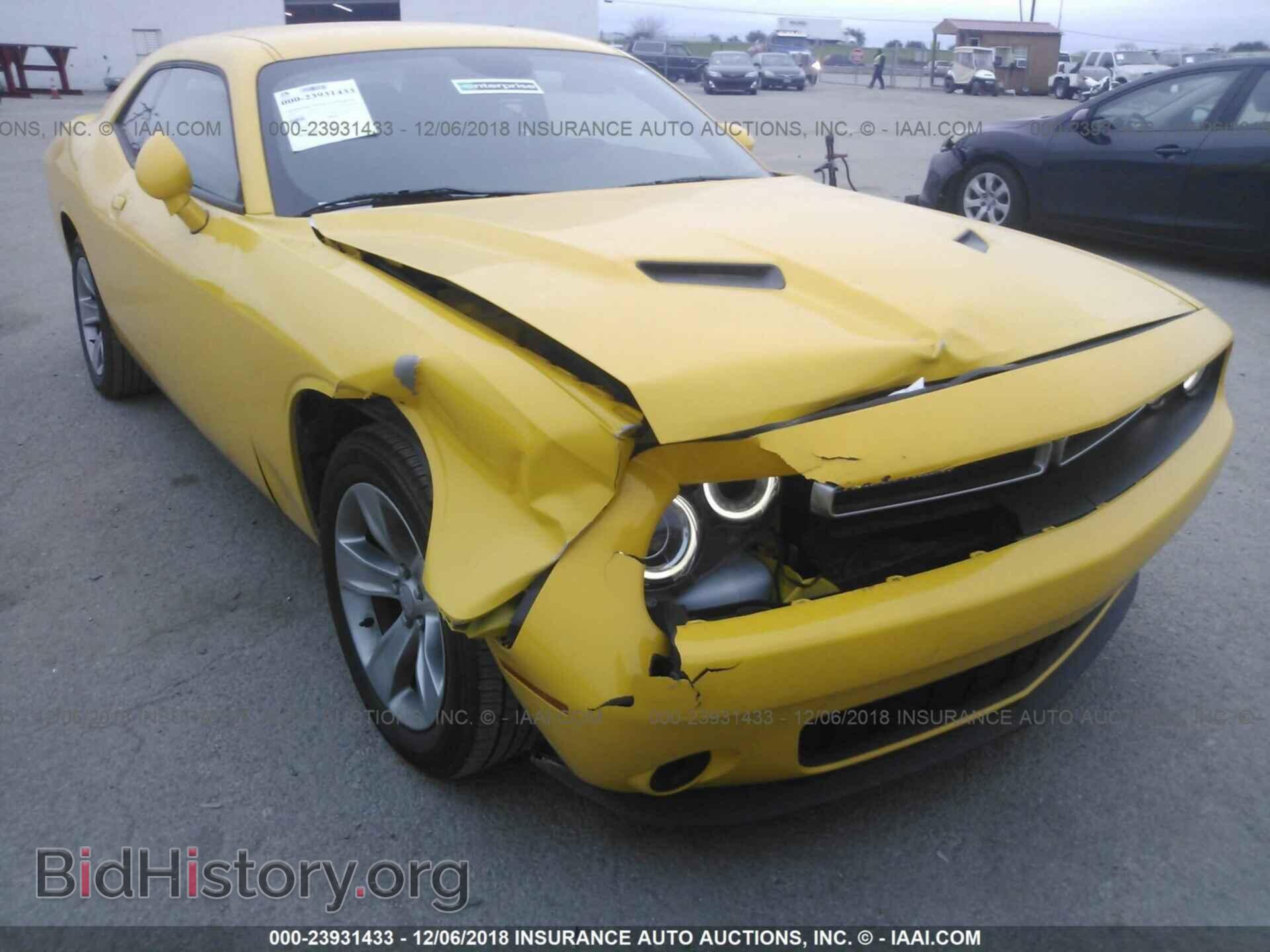 2018 Dodge Challenger - VIN: 2C3CDZAG5JH237621 - Photo 6