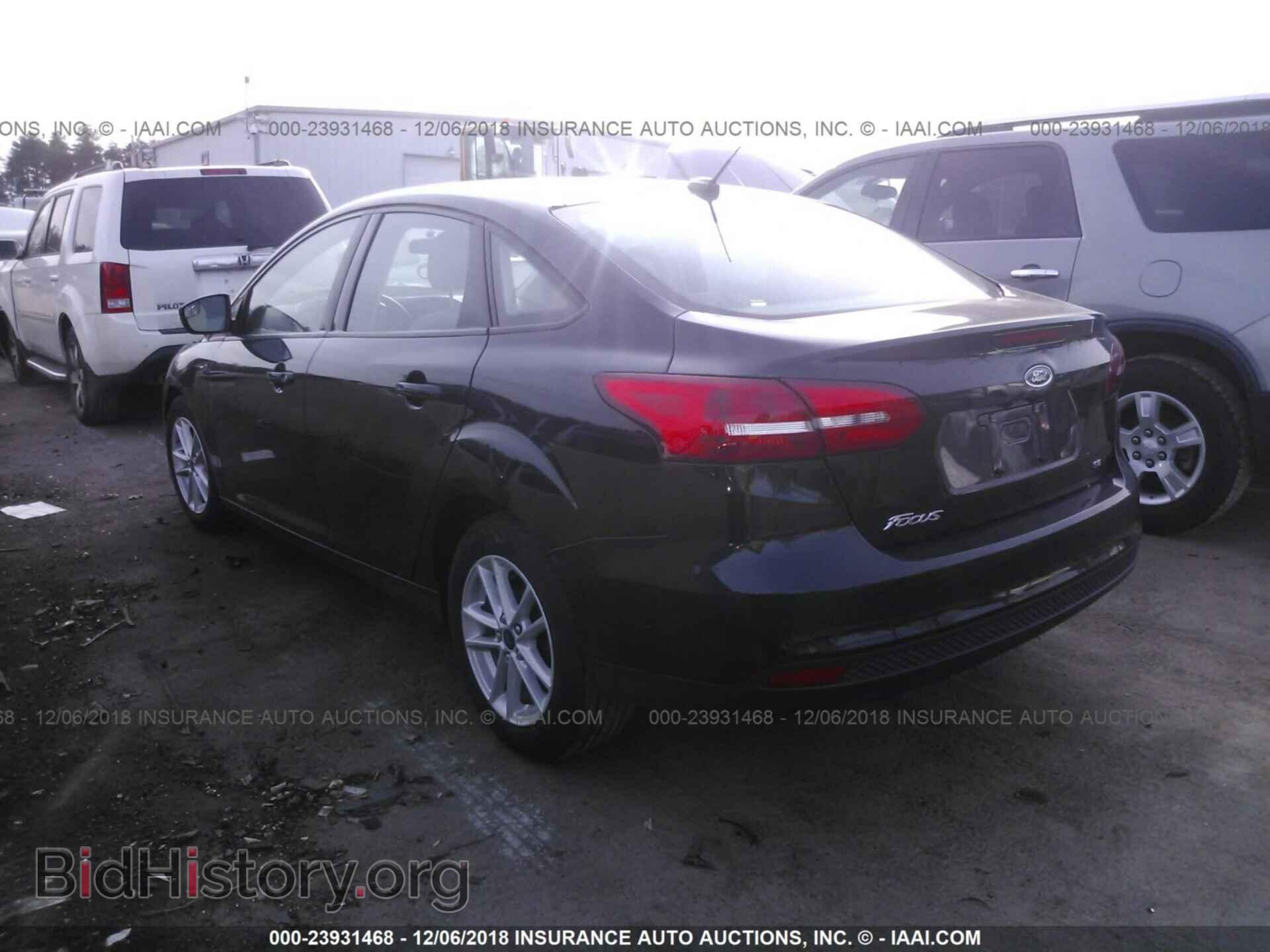 2017 FORD FOCUS - VIN: 1FADP3F28HL337314 - Фото 3