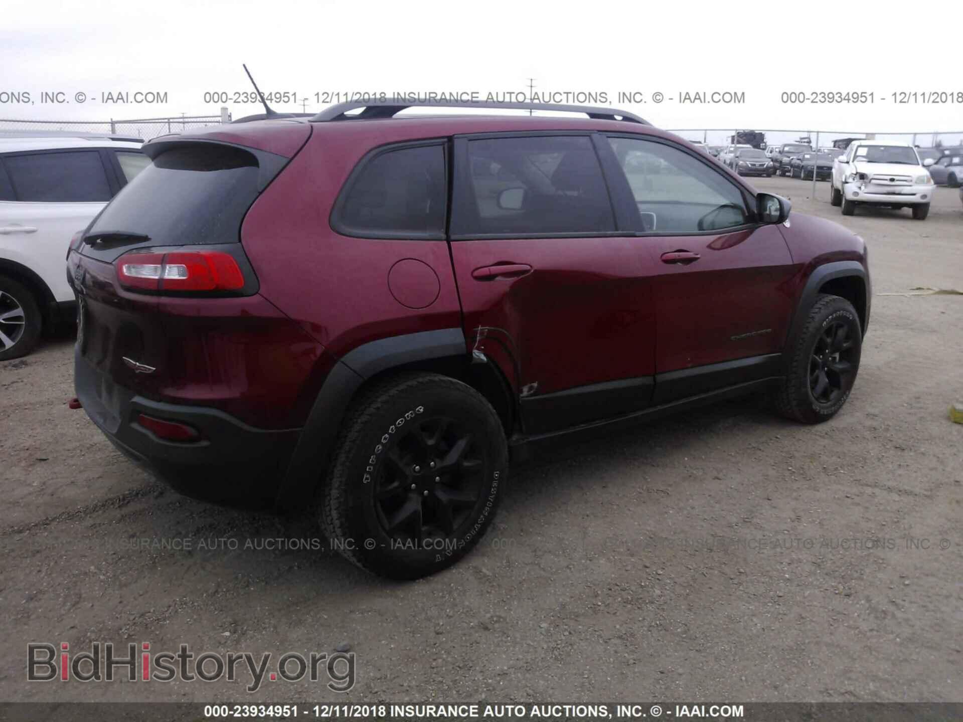 2014 Jeep Cherokee - VIN: 1C4PJMBS0EW298099 - Фото 4