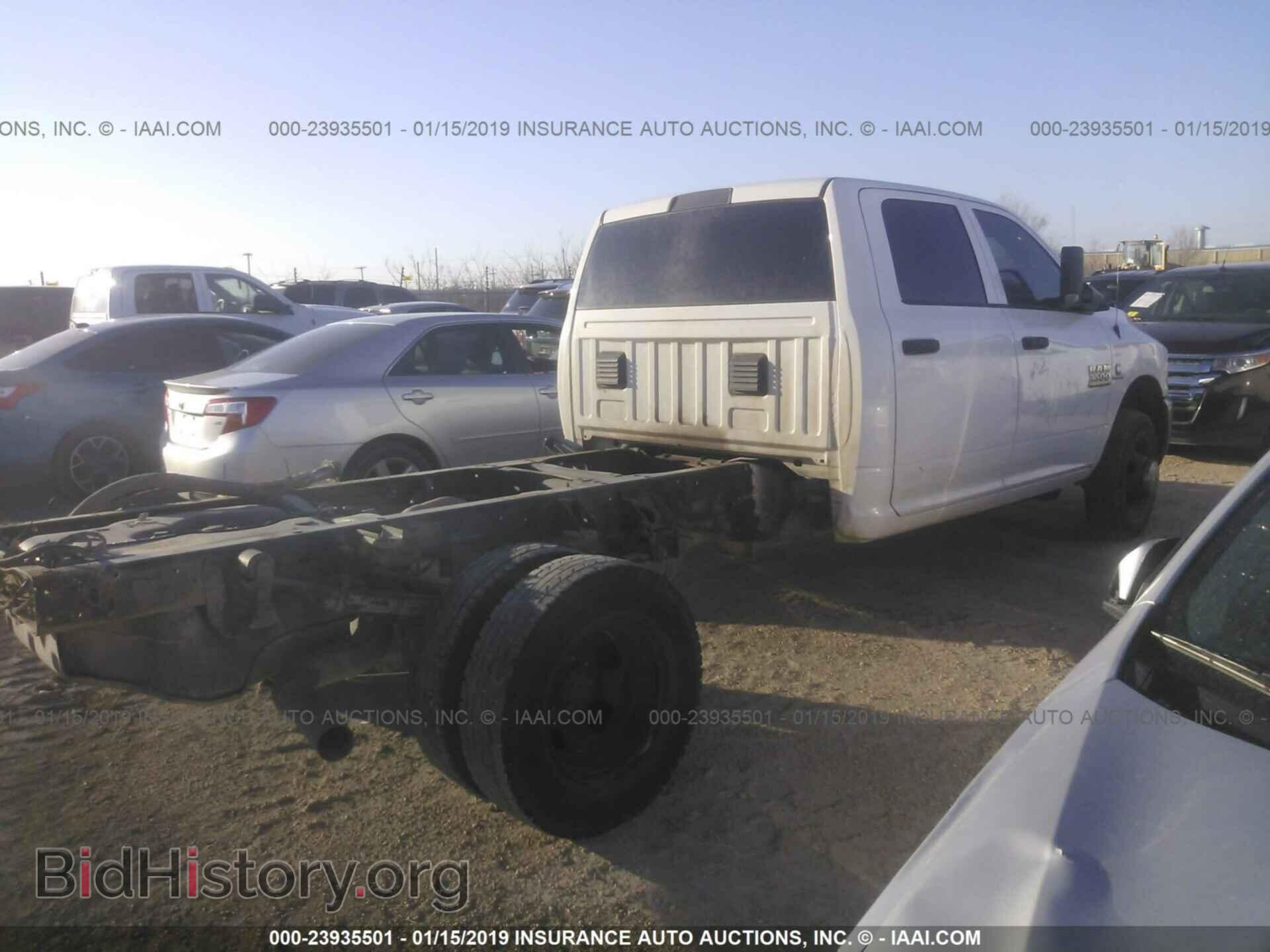 2015 RAM 3500 - VIN: 3C7WRSCL0FG526220 - Фото 4