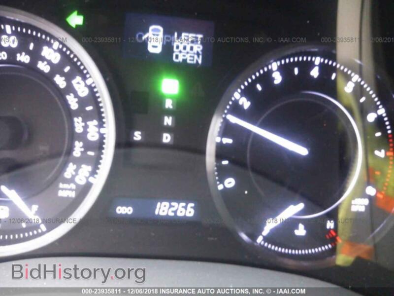 2012 Lexus IS (VIN JTHFF2C21C2526503) — photo 7 of 10