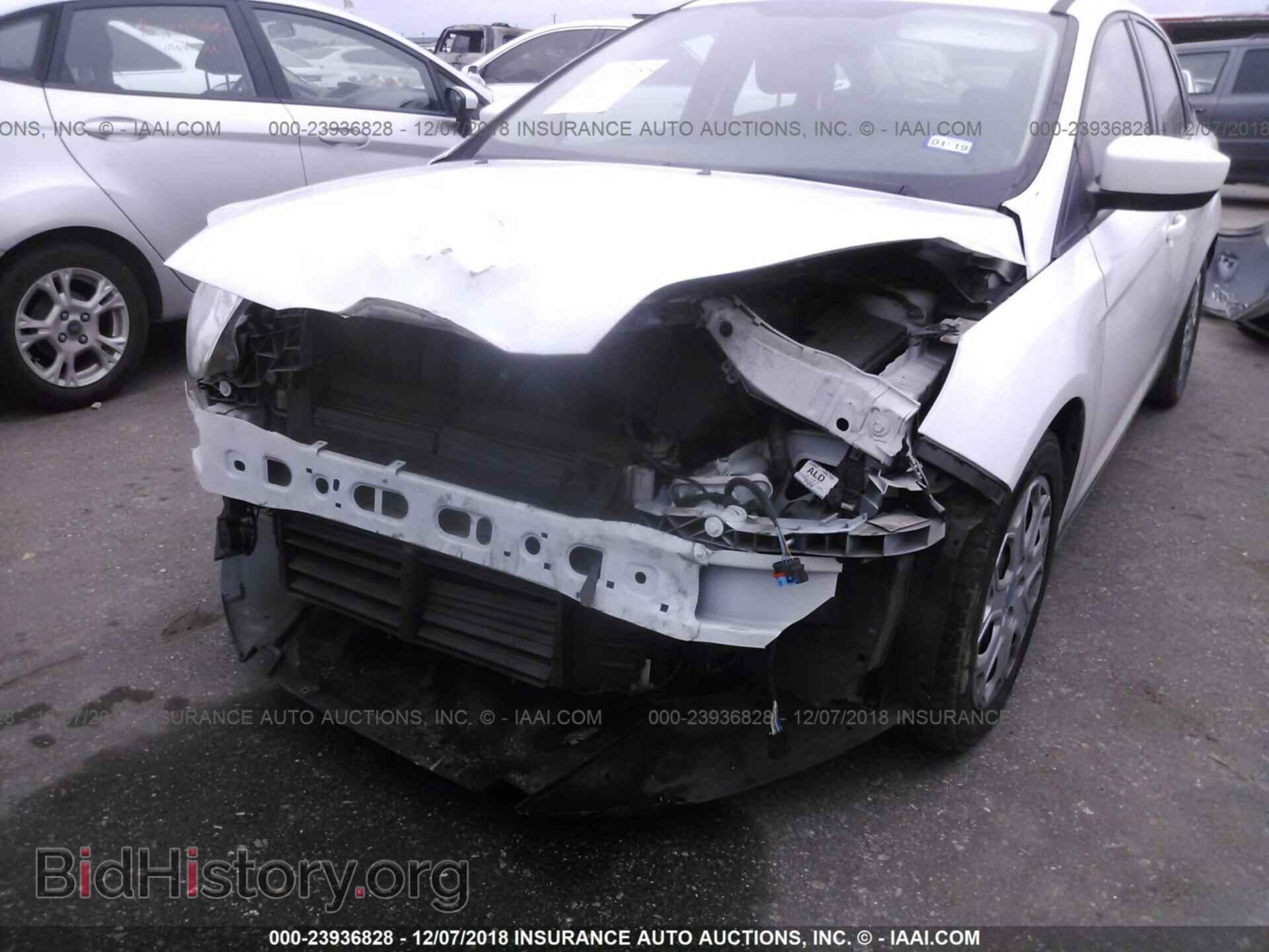 2012 Ford Focus - VIN: 1FAHP3F22CL394215 - Photo 6