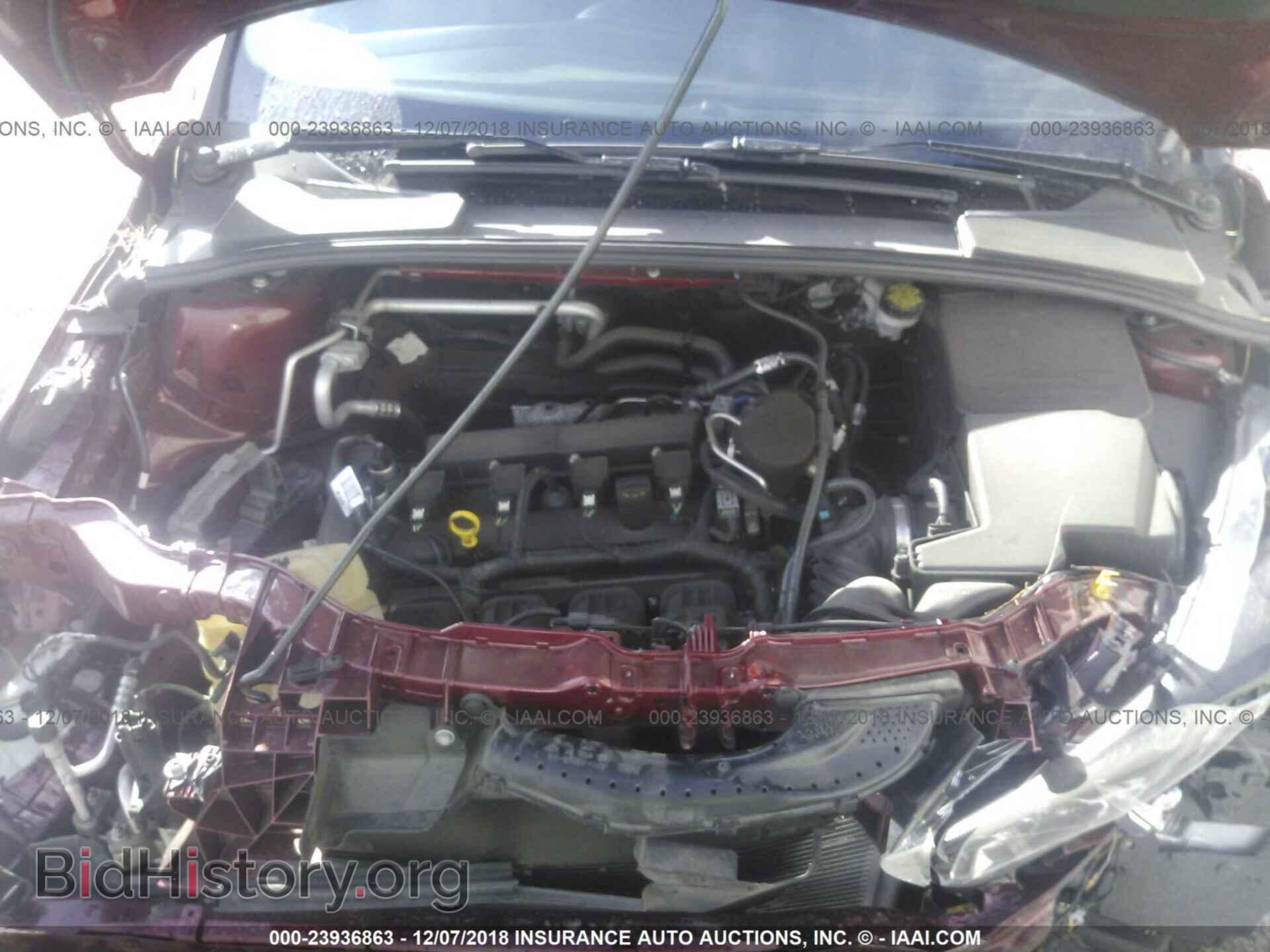2016 Ford Focus - VIN: 1FADP3K21GL302781 - Photo 10