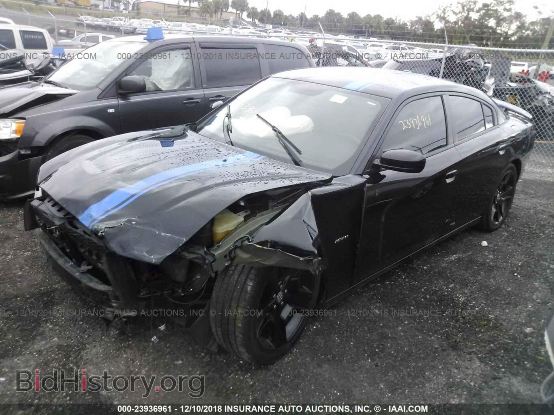 2011 DODGE CHARGER - VIN: 2B3CL5CT5BH616039 - Фото 2