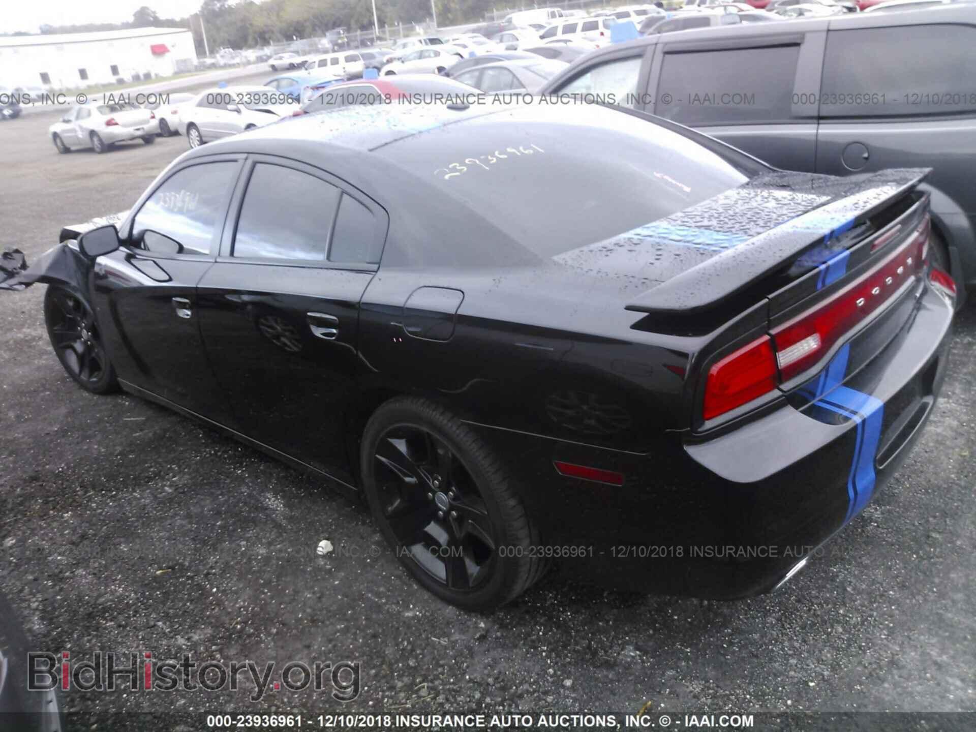 2011 DODGE CHARGER - VIN: 2B3CL5CT5BH616039 - Фото 3