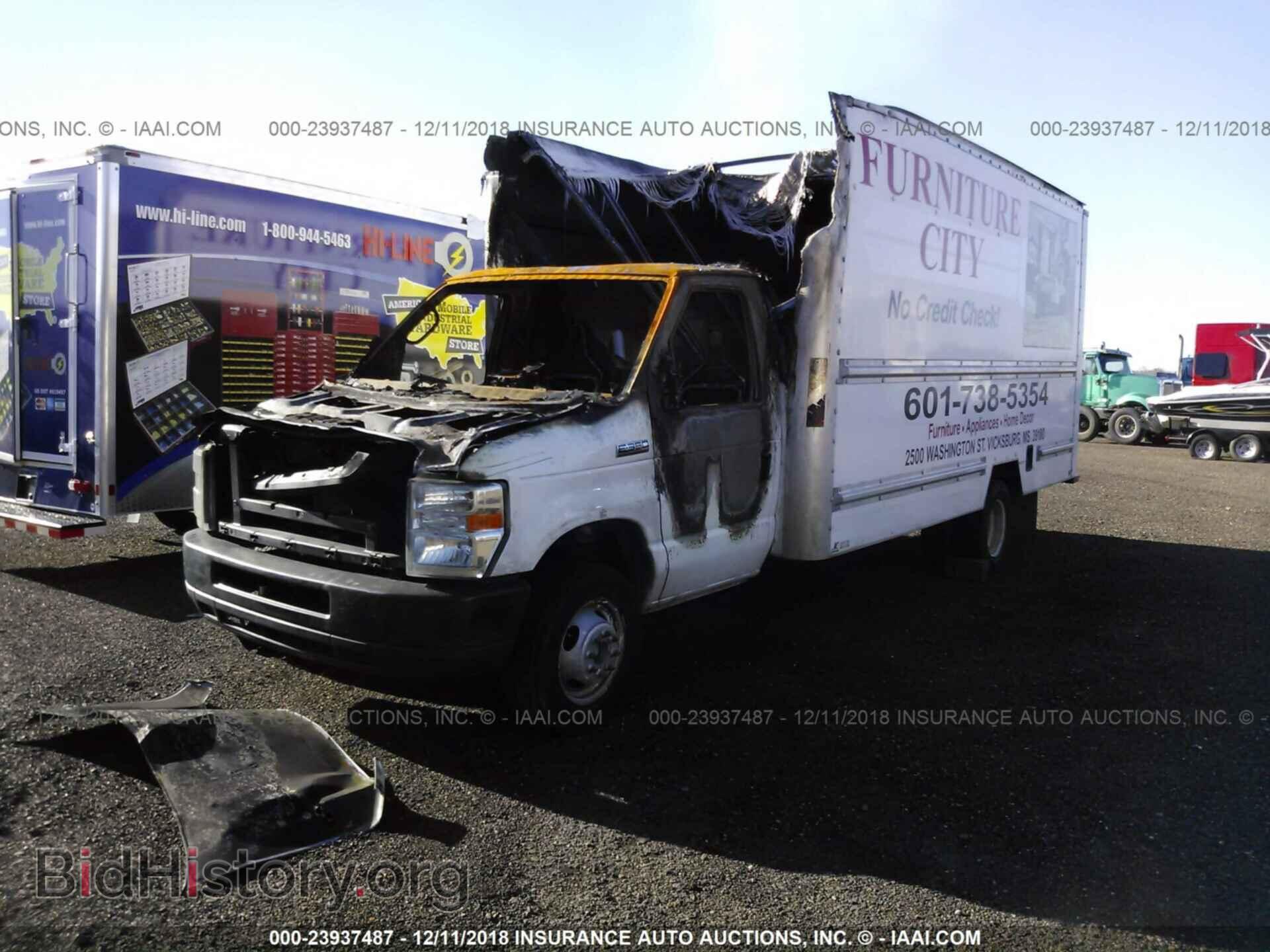2012 FORD ECONOLINE - VIN: 1FDWE3FS8CDA34430 - Photo 2