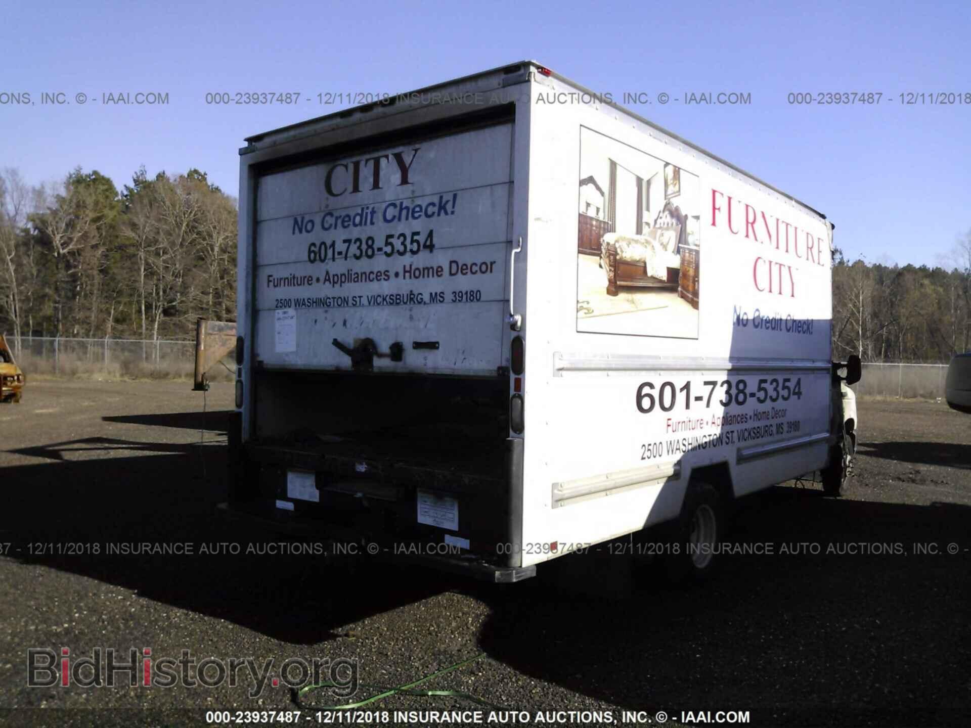 2012 FORD ECONOLINE - VIN: 1FDWE3FS8CDA34430 - Photo 4
