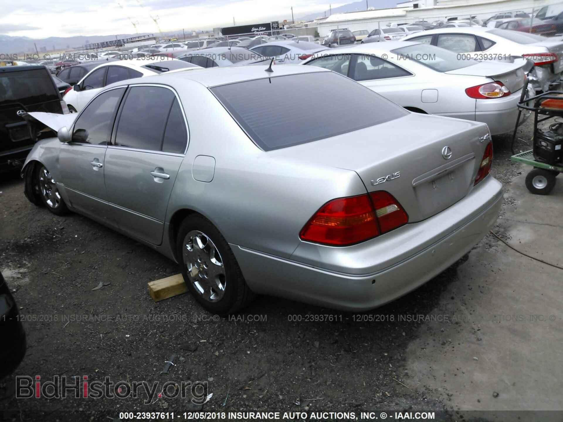 2002 LEXUS LS - VIN: JTHBN30F920074096 - Фото 3