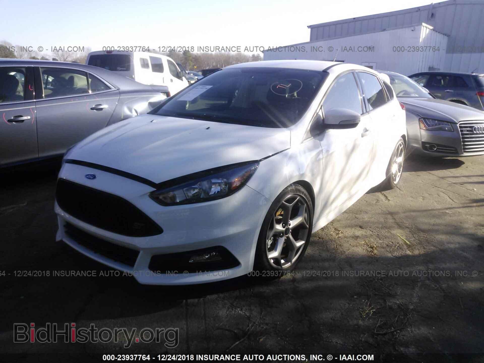 2017 FORD FOCUS - VIN: 1FADP3L96HL305821 - Фото 2