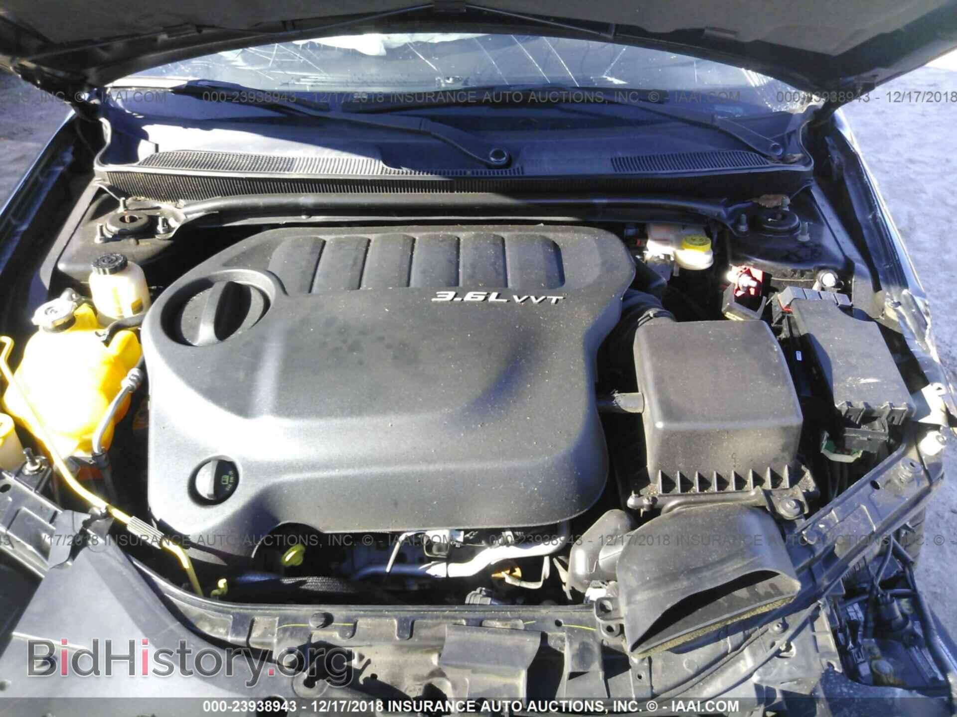 2011 CHRYSLER 200 - VIN: 1C3BC2FG3BN579575 - Фото 10