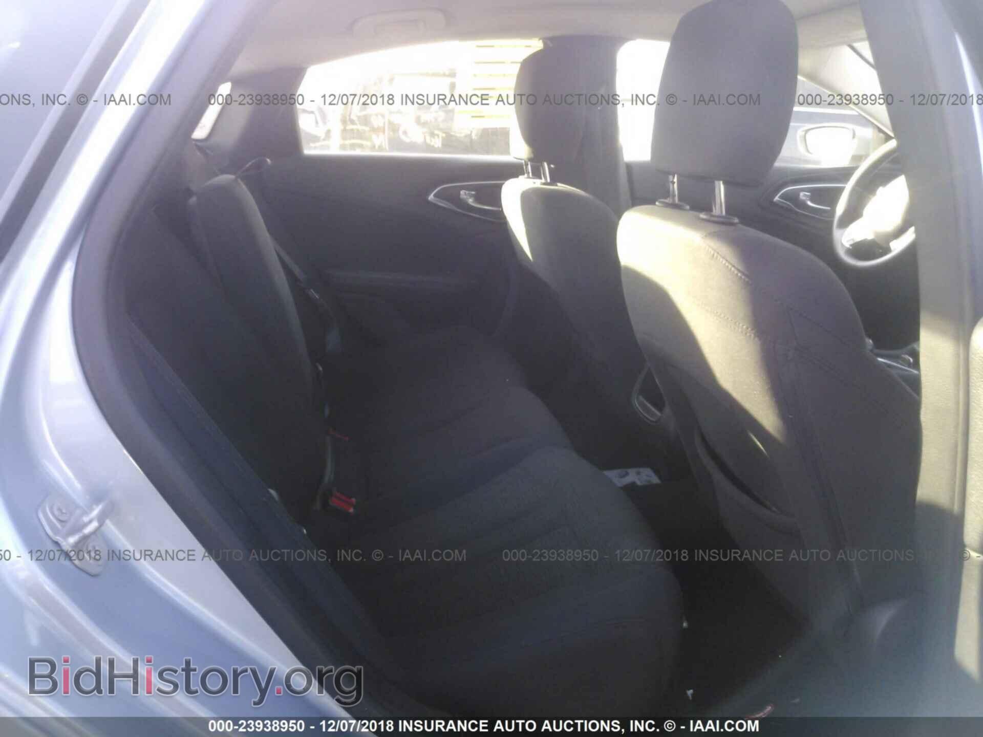 2015 CHRYSLER 200 - VIN: 1C3CCCAB2FN621939 - Photo 8