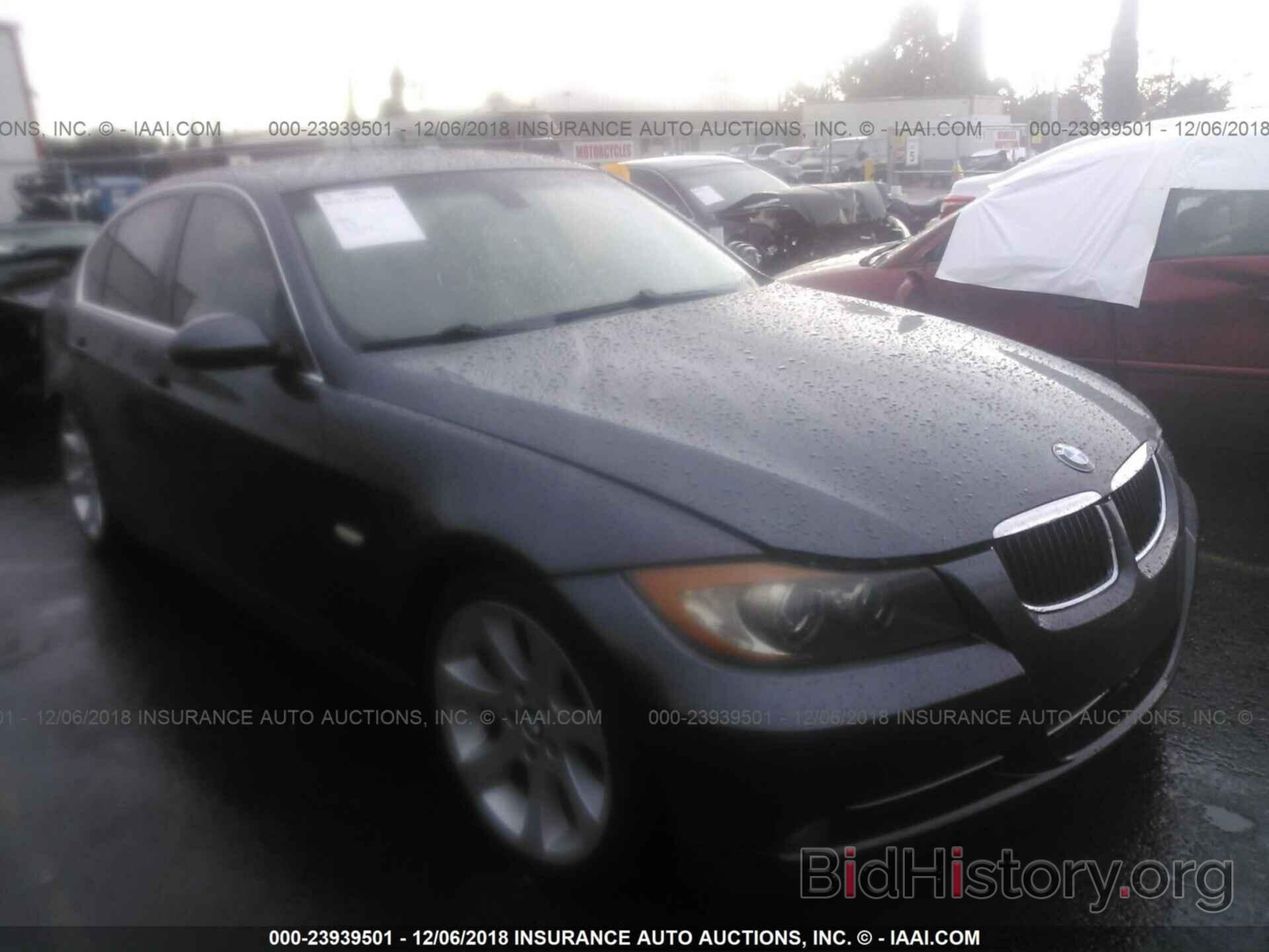 Photo WBAVB77568NM05396 - BMW 335 2008