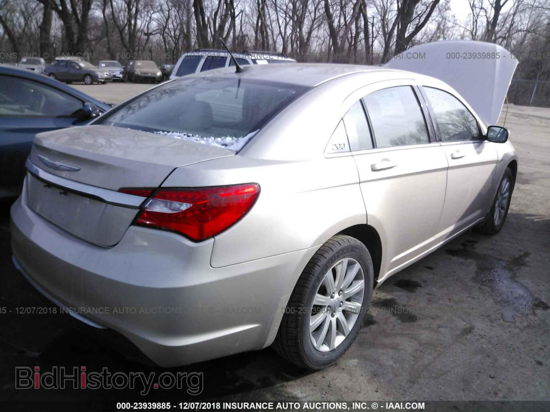 2013 CHRYSLER 200 - VIN: 1C3CCBBB7DN612482 - Фото 4