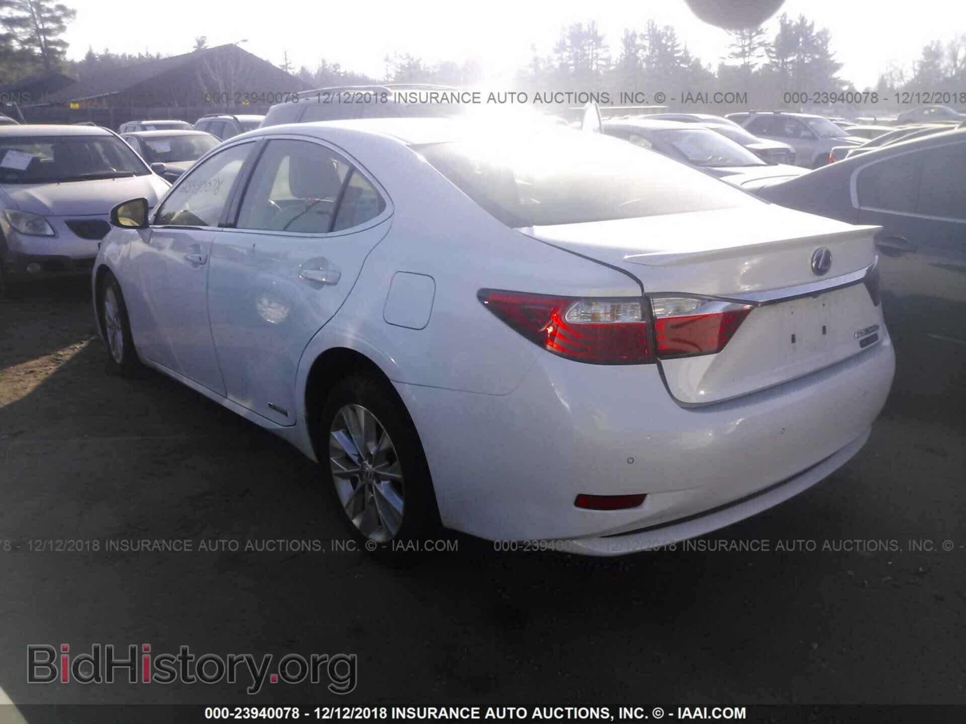 2014 LEXUS ES - VIN: JTHBW1GG4E2039359 - Photo 3