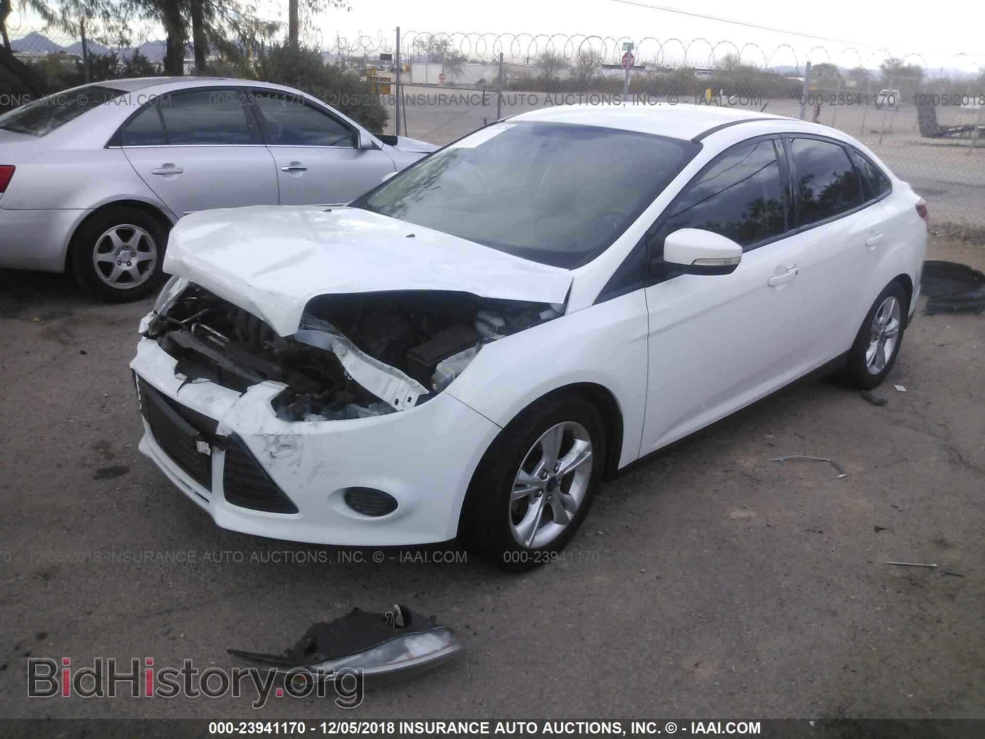 2014 Ford Focus - VIN: 1FADP3F23EL169934 - Photo 2