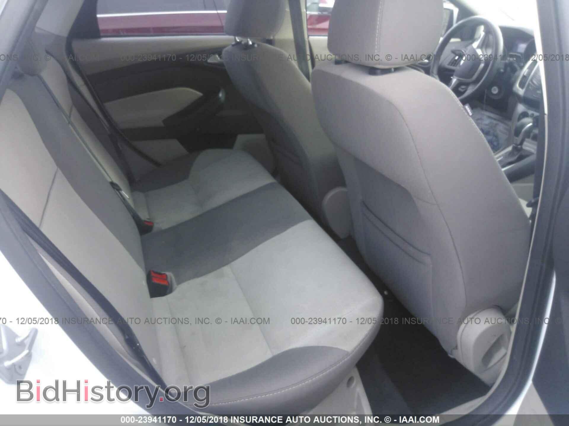 2014 Ford Focus - VIN: 1FADP3F23EL169934 - Photo 8