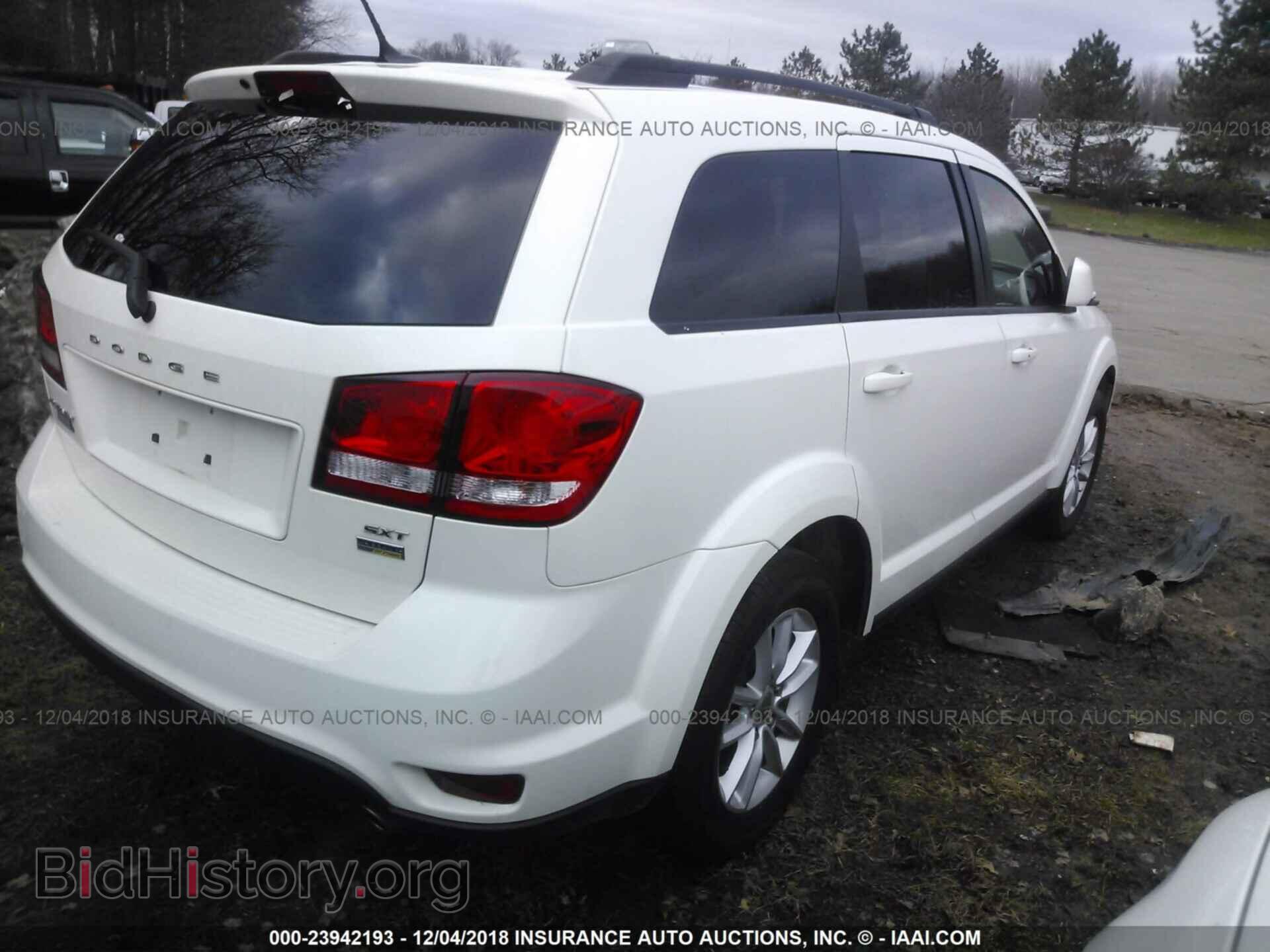 2015 Dodge Journey - VIN: 3C4PDCBG2FT572584 - Фото 4