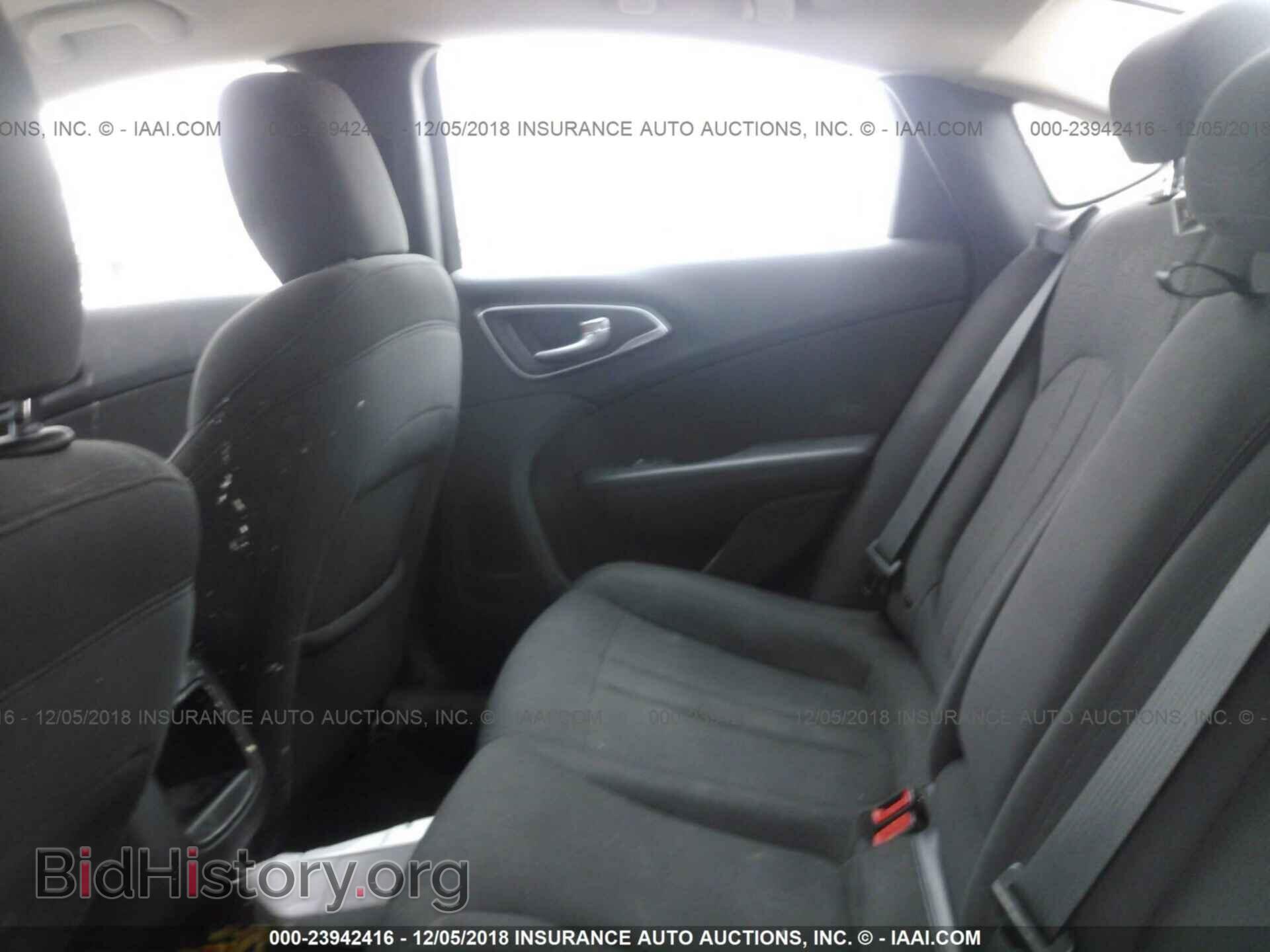 2015 Chrysler 200 - VIN: 1C3CCCAB2FN692252 - Photo 8