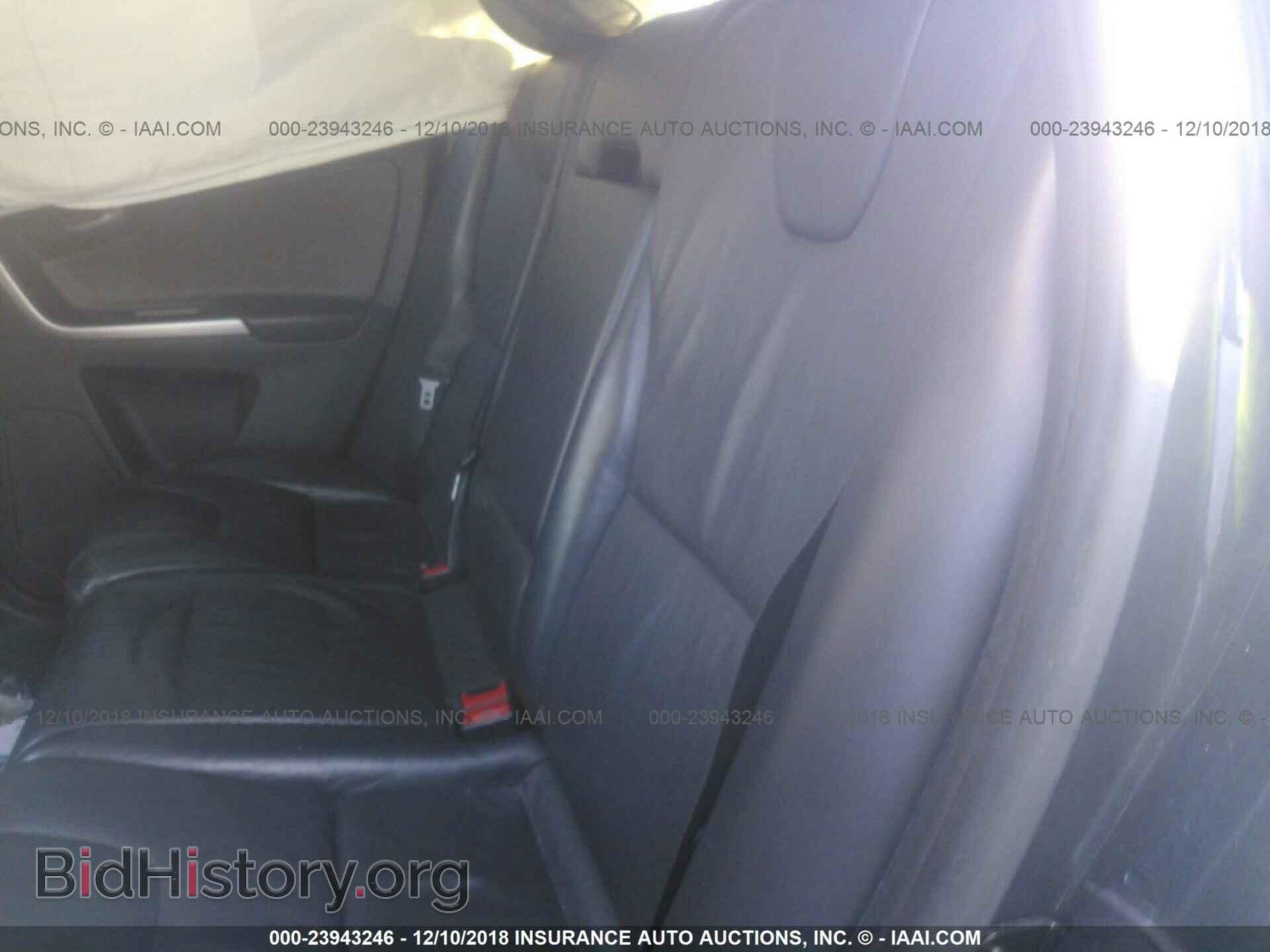 2010 VOLVO XC60 - VIN: YV4960DZ8A2050954 - Фото 8