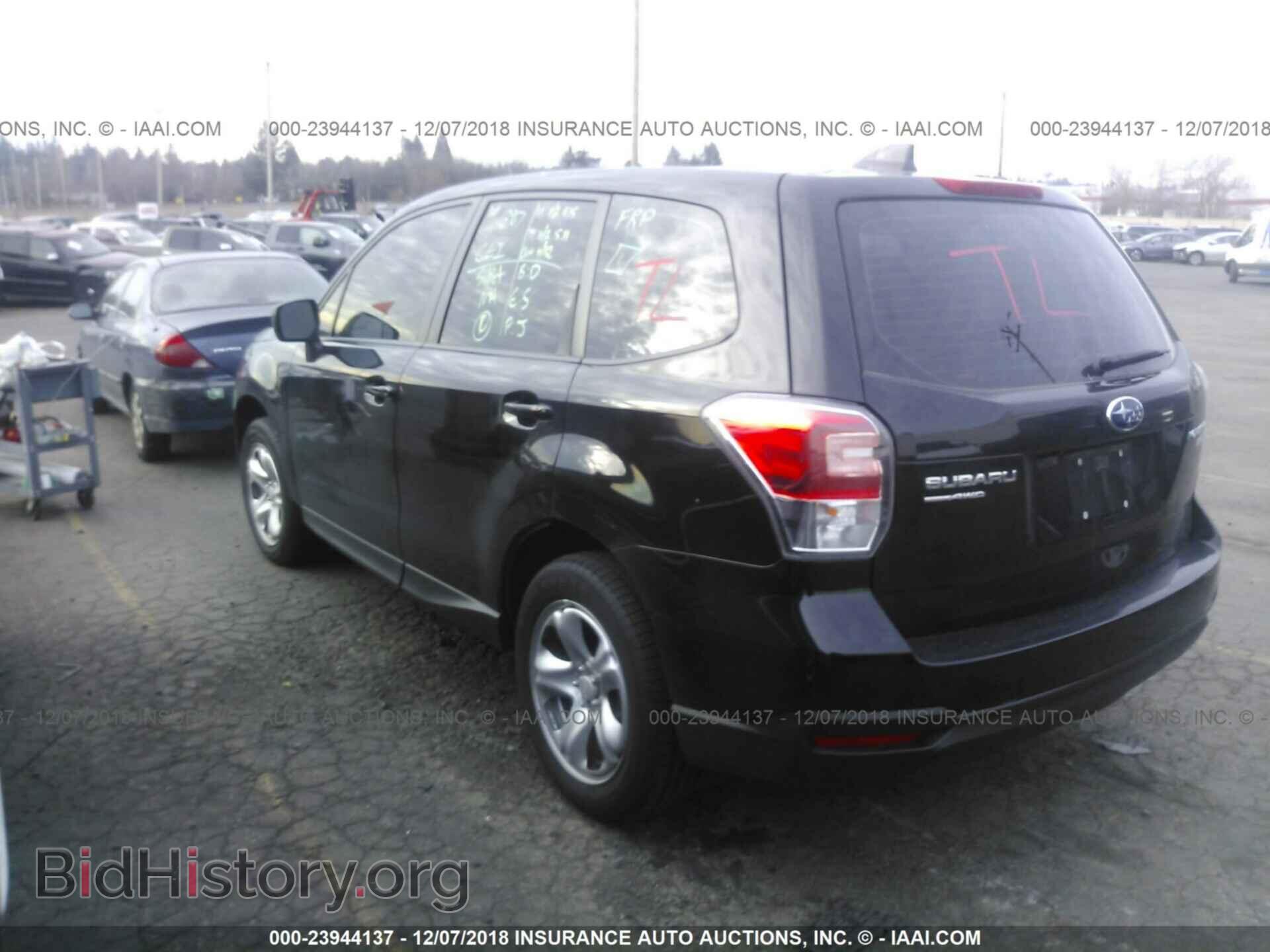 2017 Subaru Forester - VIN: JF2SJAAC6HH558650 - Photo 3